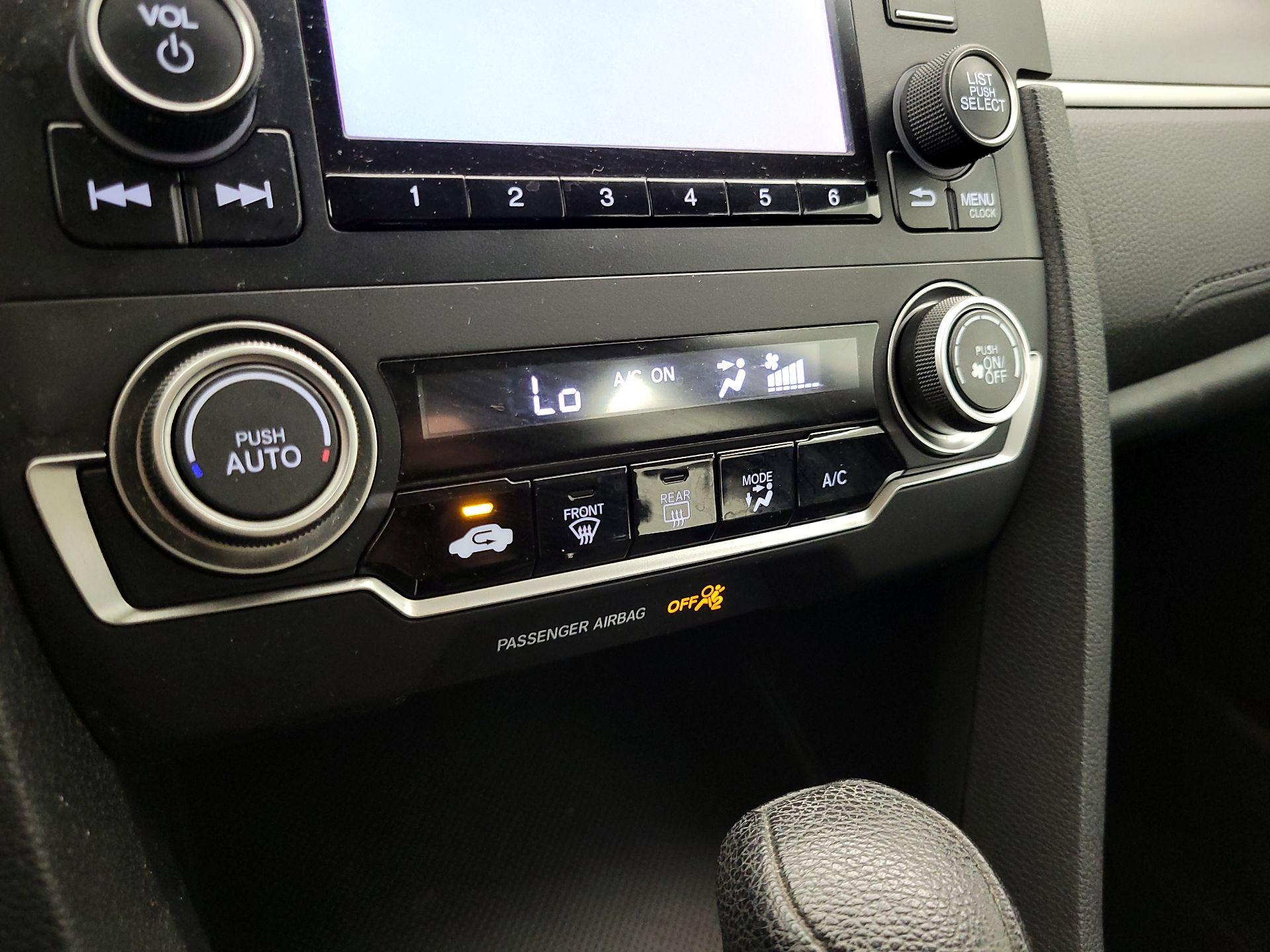 Thumbnail: 2016 Honda Civic - 16