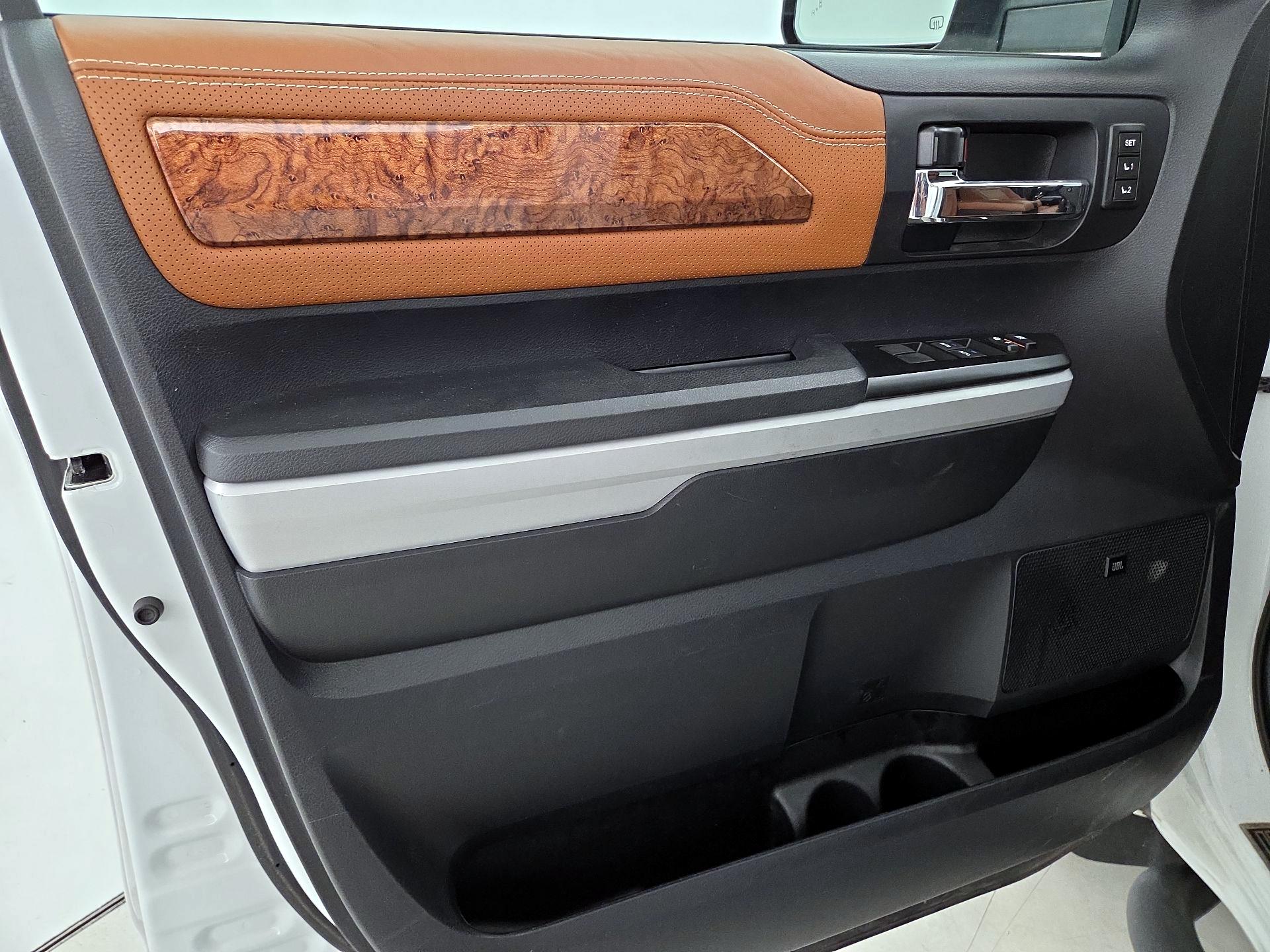 Thumbnail: 2019 Toyota Tundra - 12