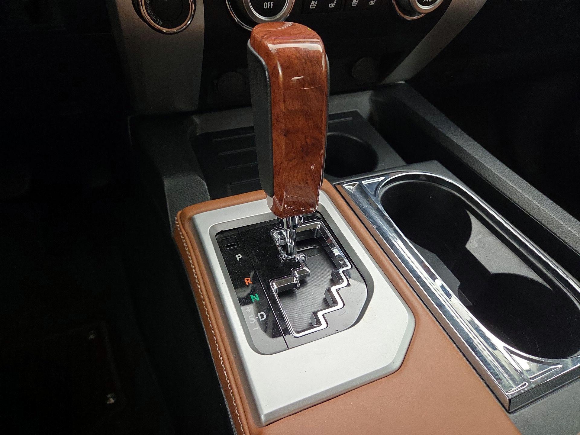 Thumbnail: 2019 Toyota Tundra - 18