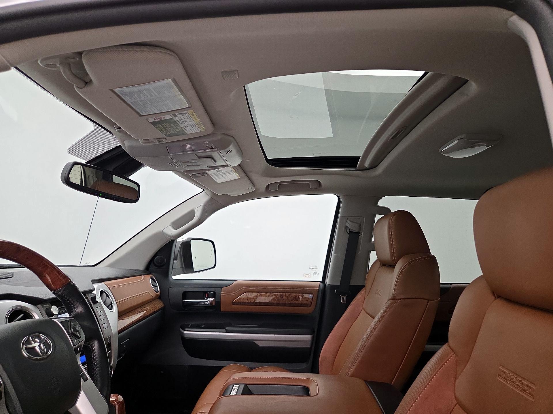 Thumbnail: 2019 Toyota Tundra - 20