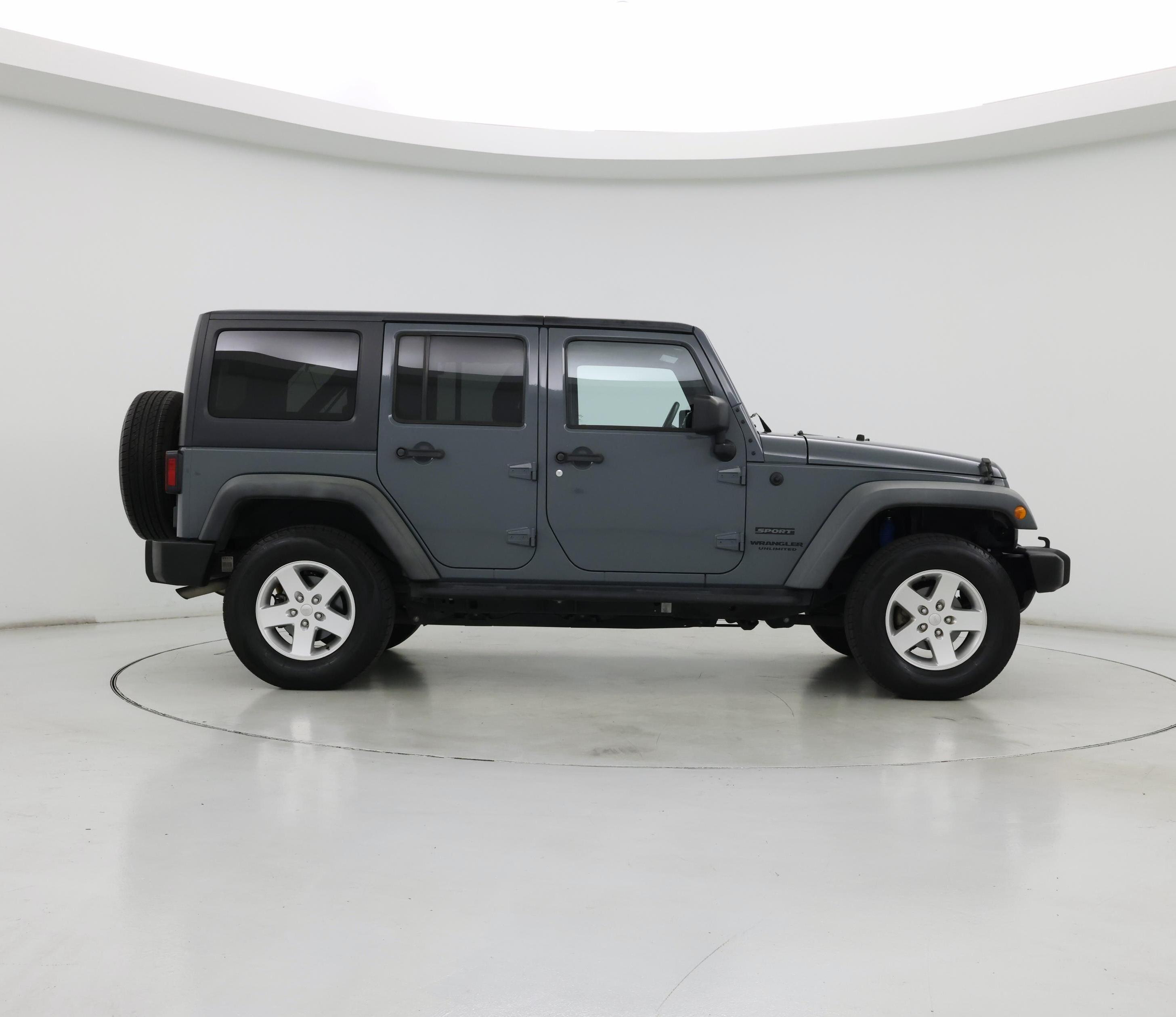 Thumbnail: 2014 Jeep Wrangler - 7