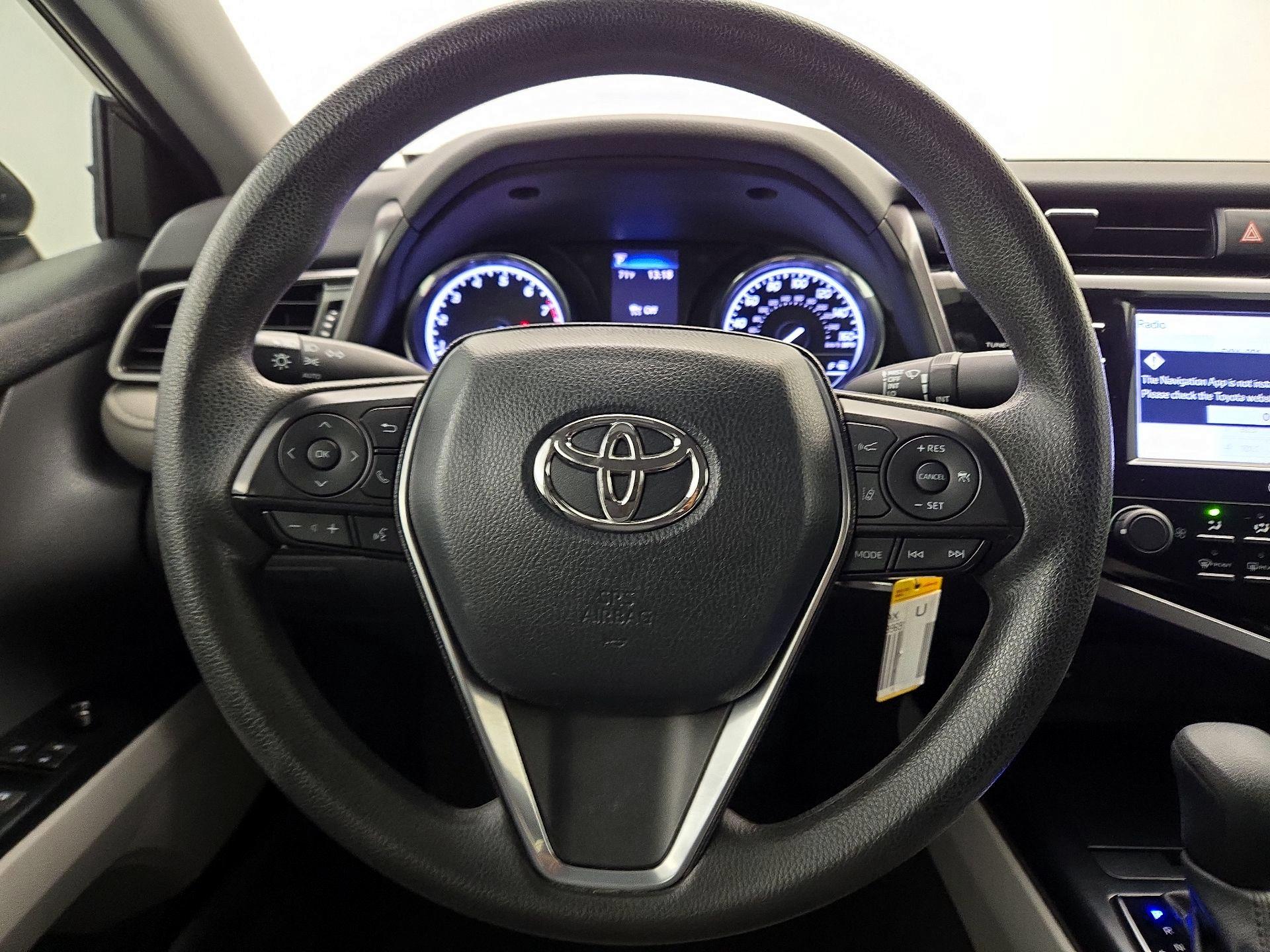 Thumbnail: 2020 Toyota Camry - 10