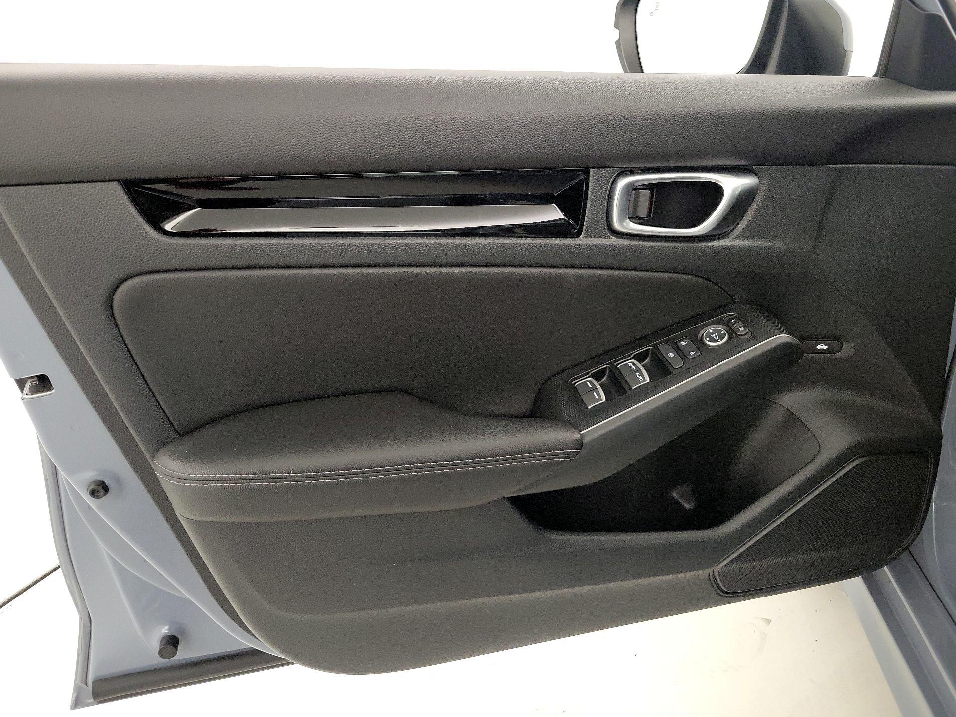 Thumbnail: 2023 Honda Civic - 12