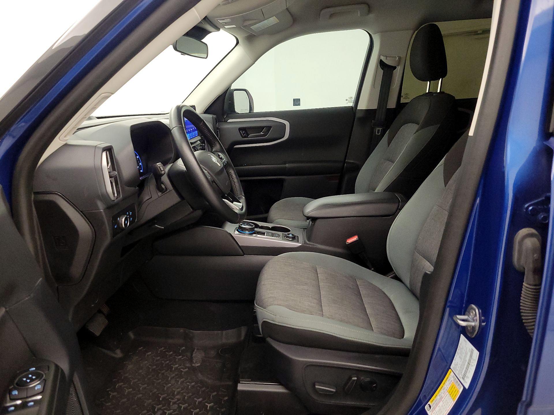 Thumbnail: 2023 Ford Bronco Sport - 11