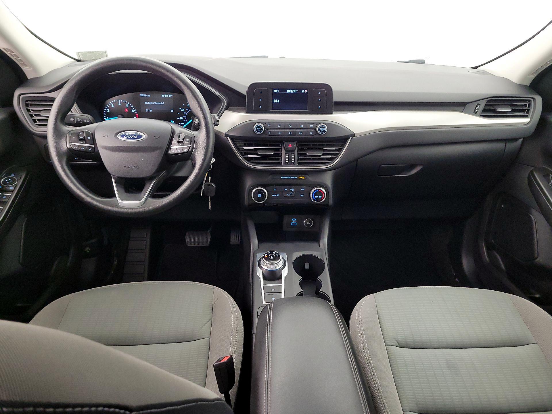 Thumbnail: 2021 Ford Escape - 9