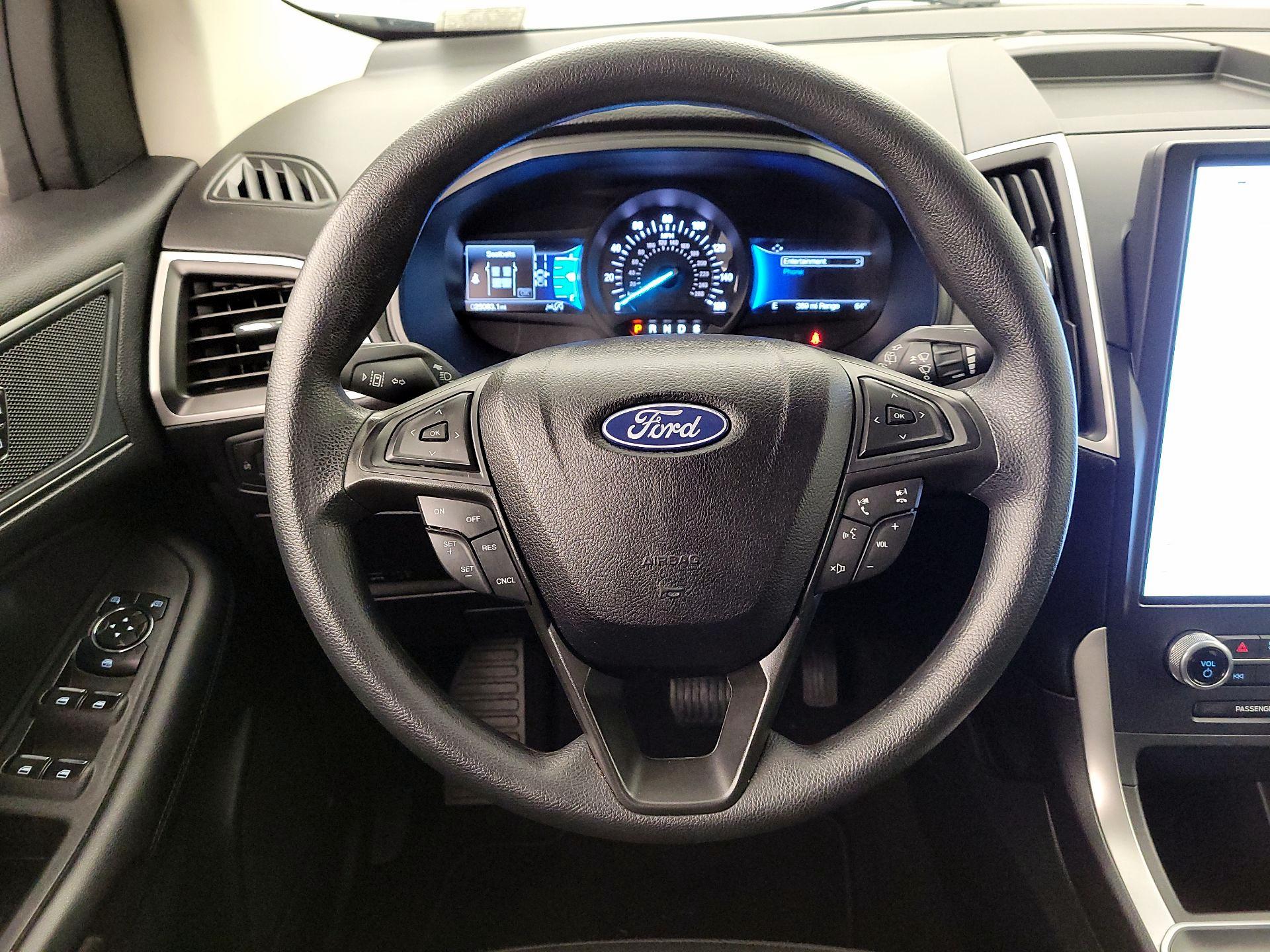 Thumbnail: 2023 Ford Edge - 10