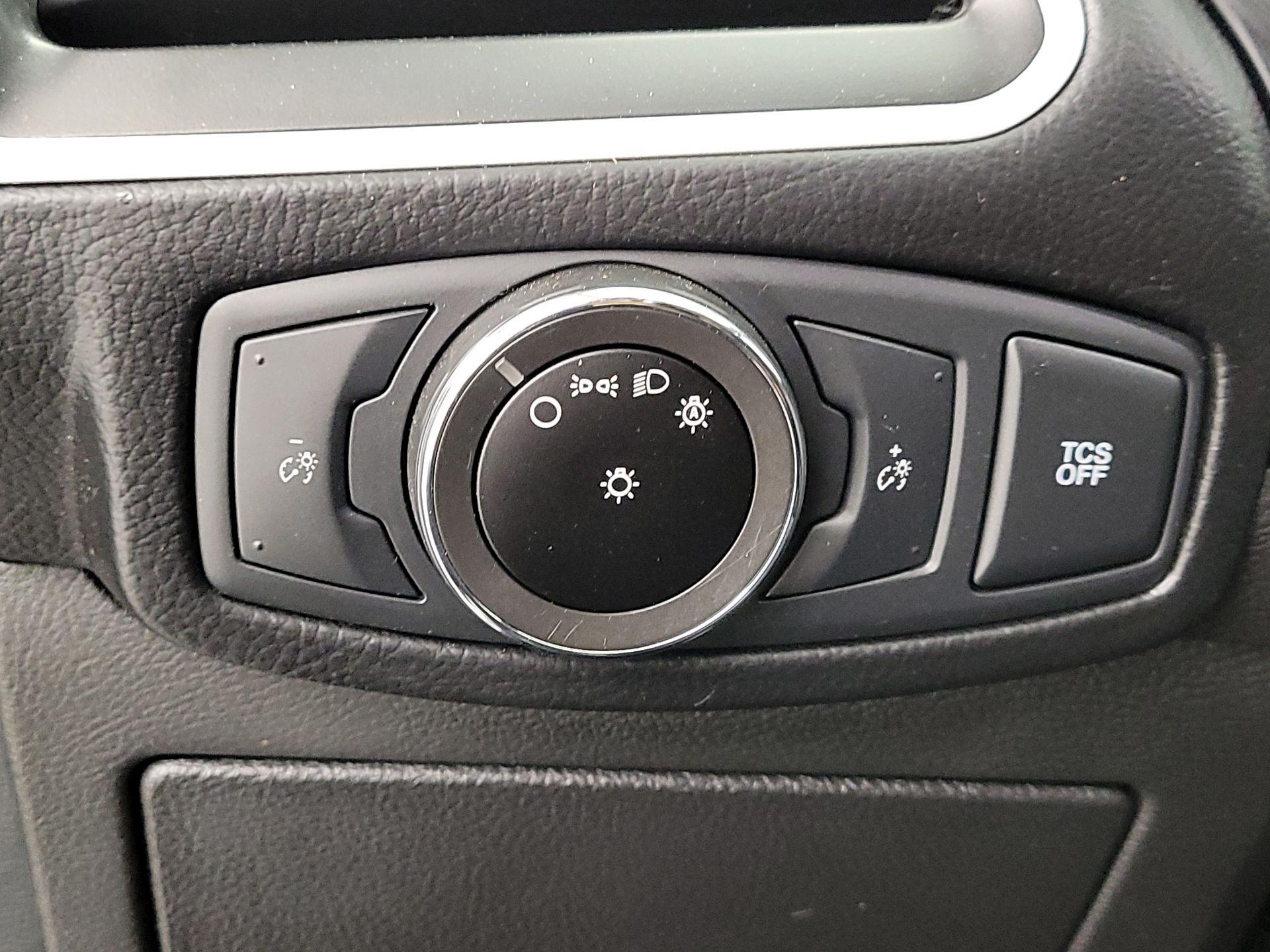 Thumbnail: 2023 Ford Edge - 13