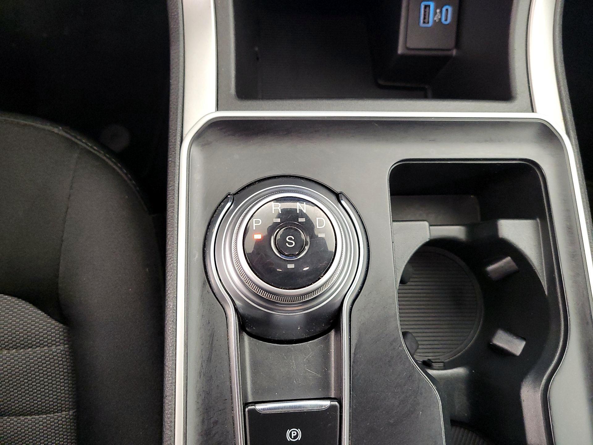 Thumbnail: 2023 Ford Edge - 17