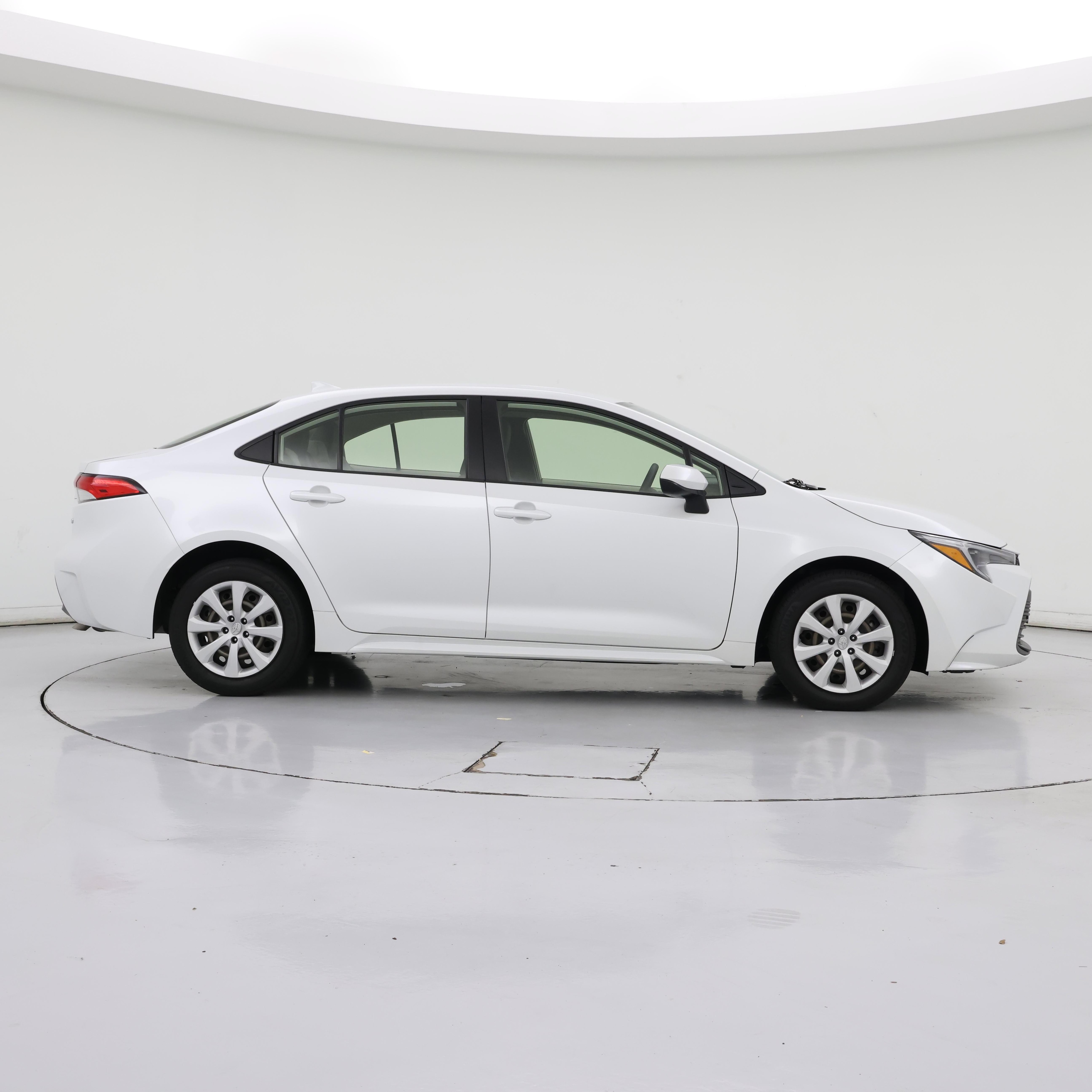 Thumbnail: 2023 Toyota Corolla - 7