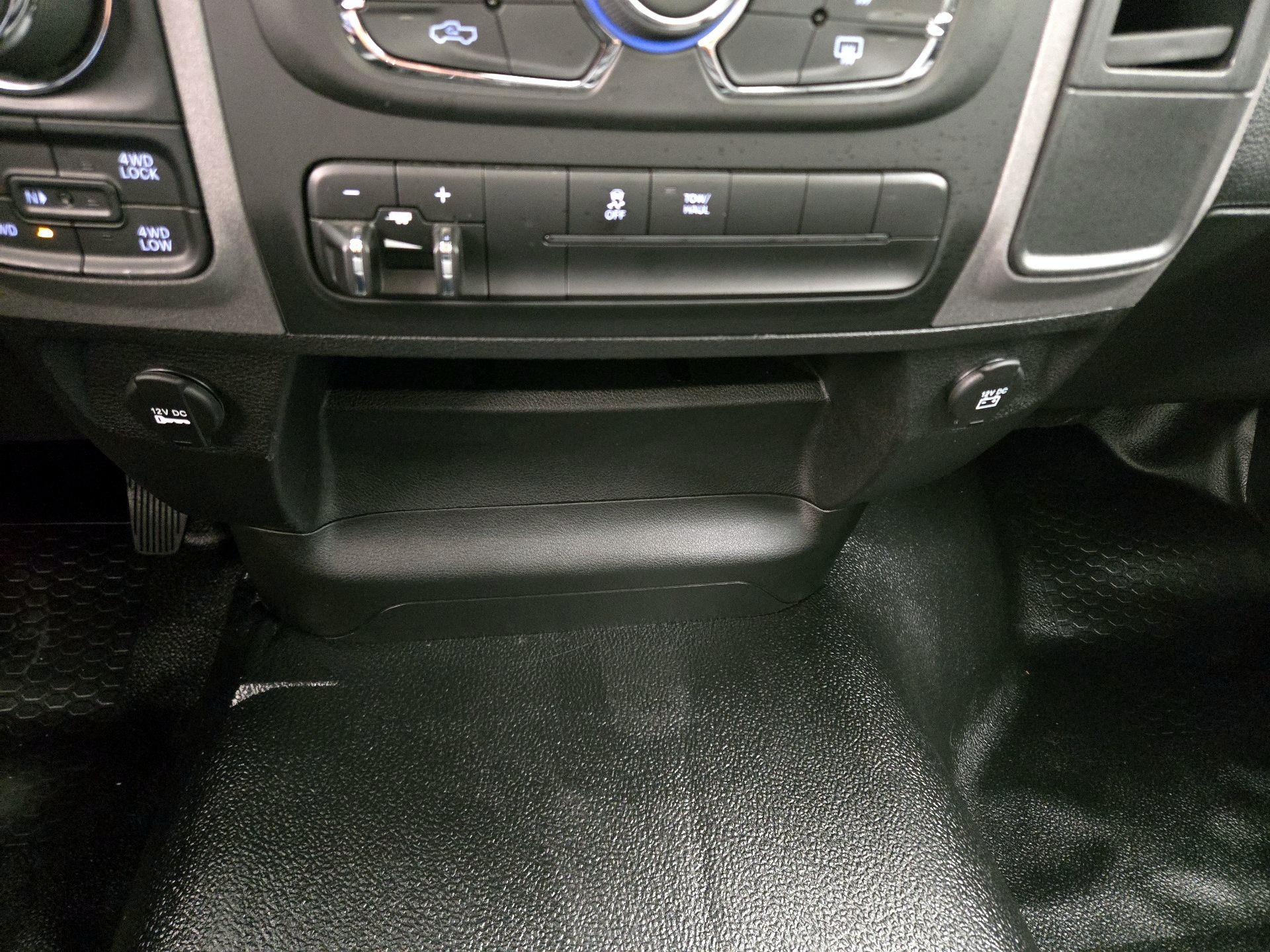 Thumbnail: 2023 RAM 1500 Classic - 18