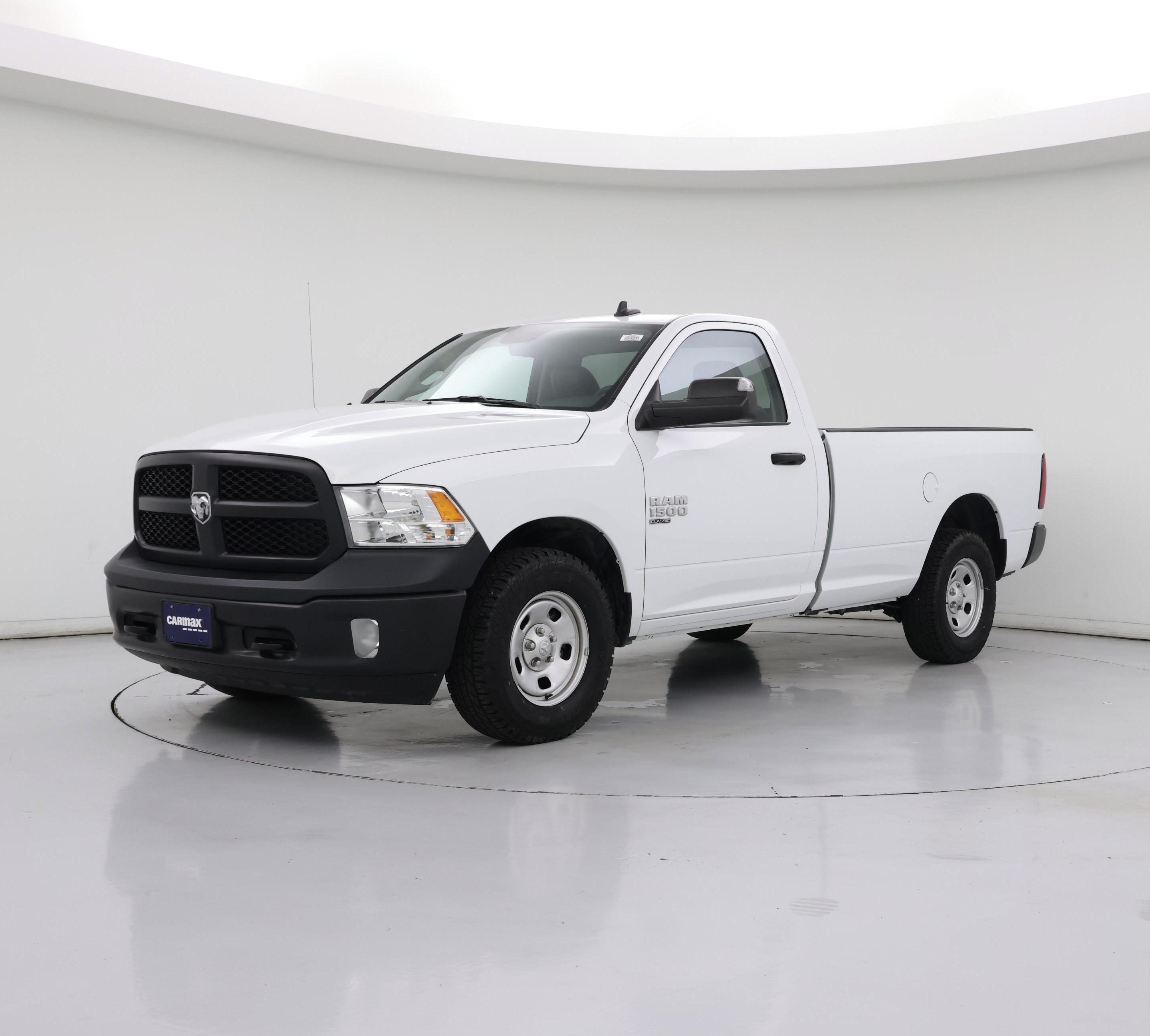 Thumbnail: 2023 RAM 1500 Classic - 4