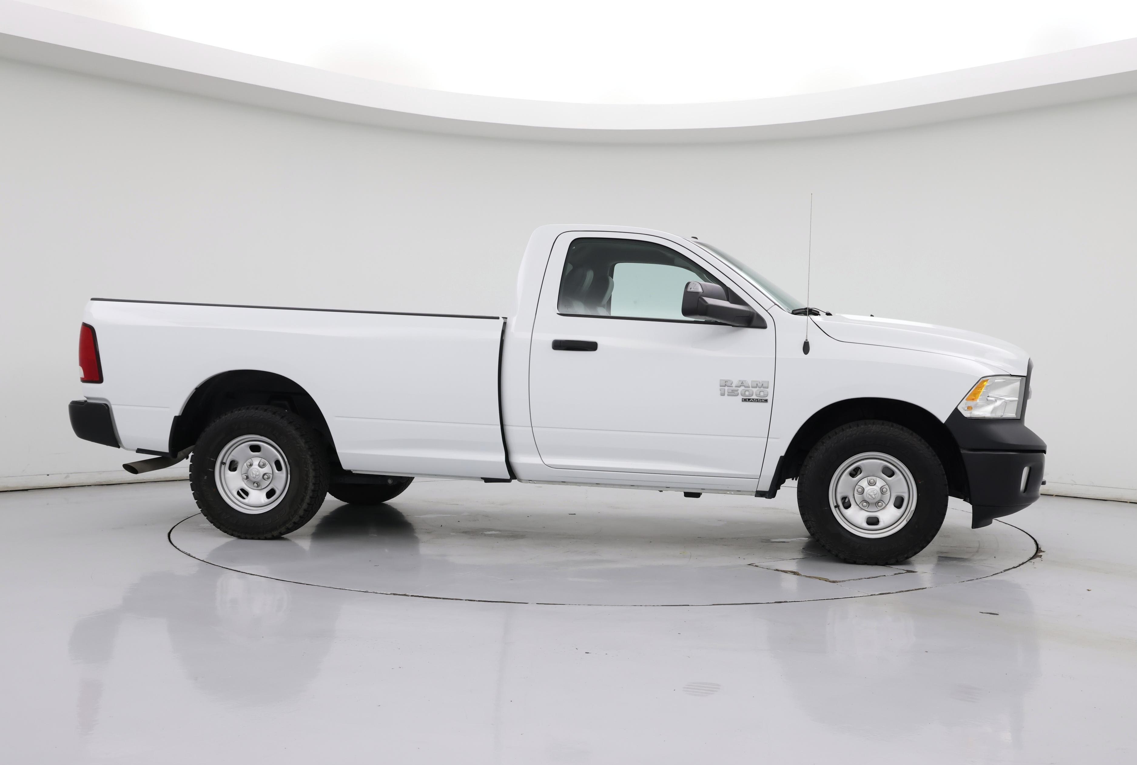 Thumbnail: 2023 RAM 1500 Classic - 7