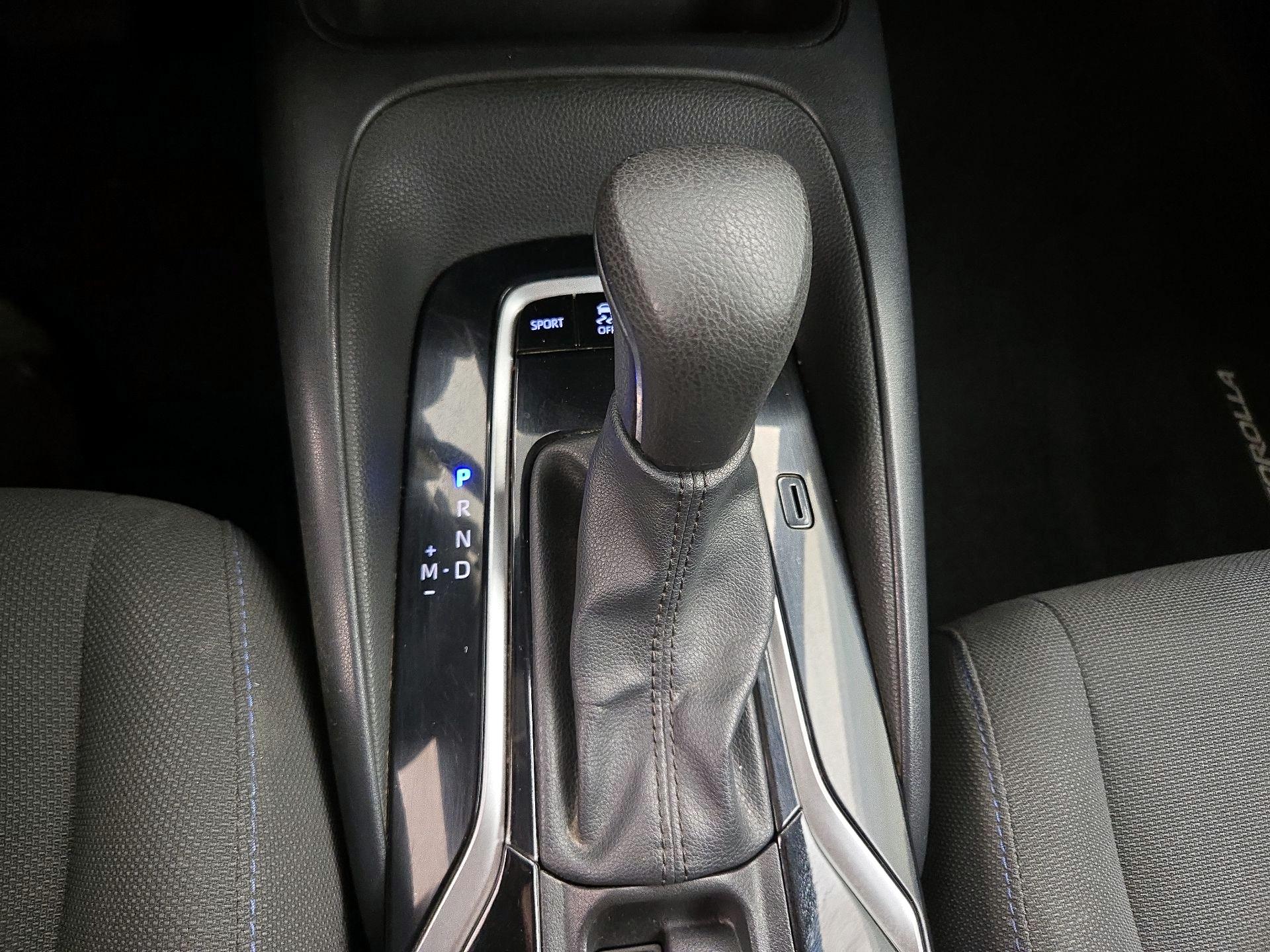 Thumbnail: 2021 Toyota Corolla - 17