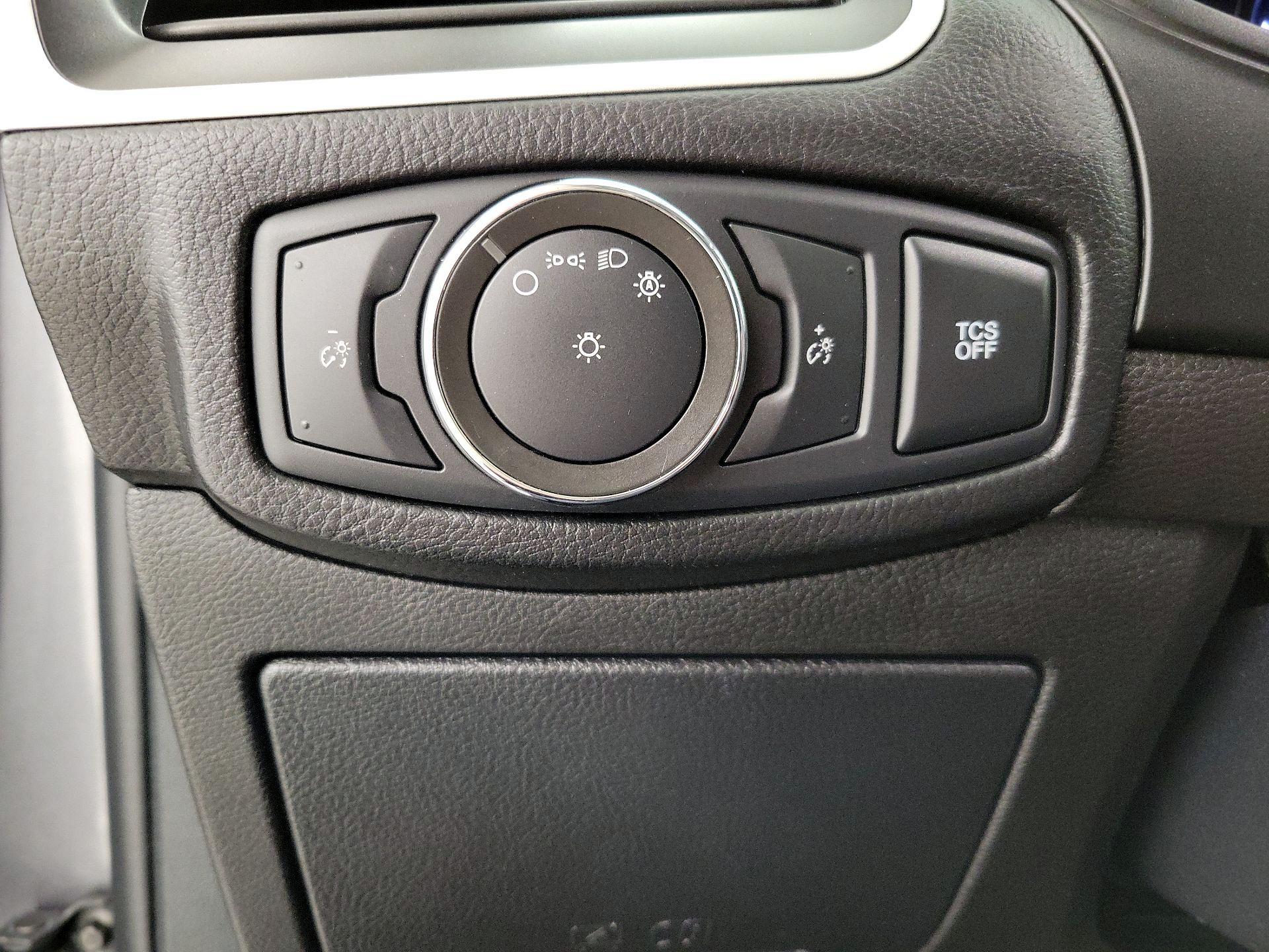 Thumbnail: 2022 Ford Edge - 13