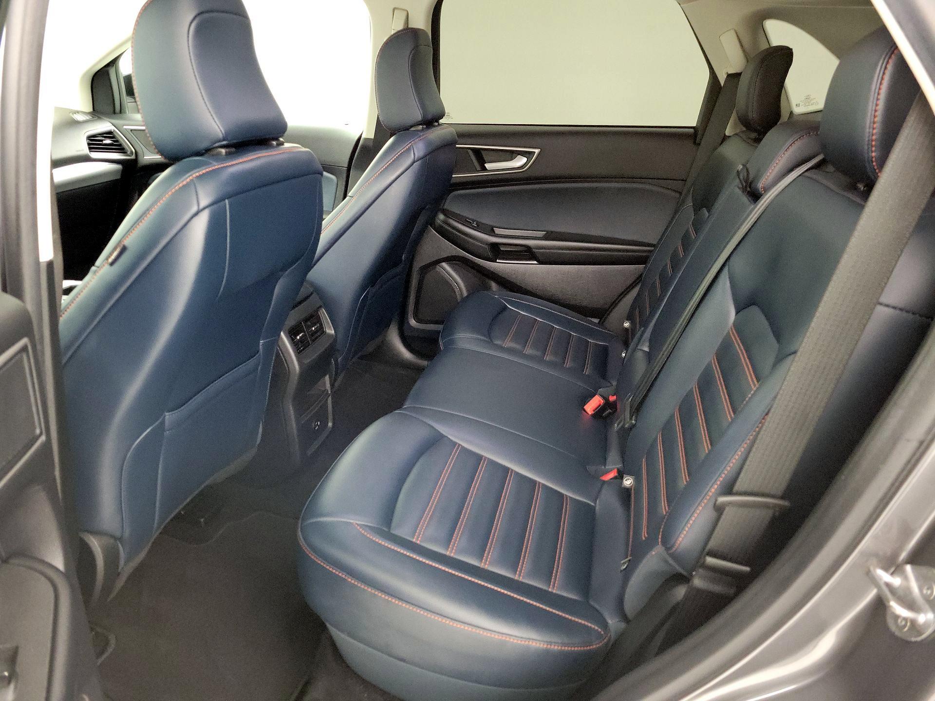 Thumbnail: 2022 Ford Edge - 20