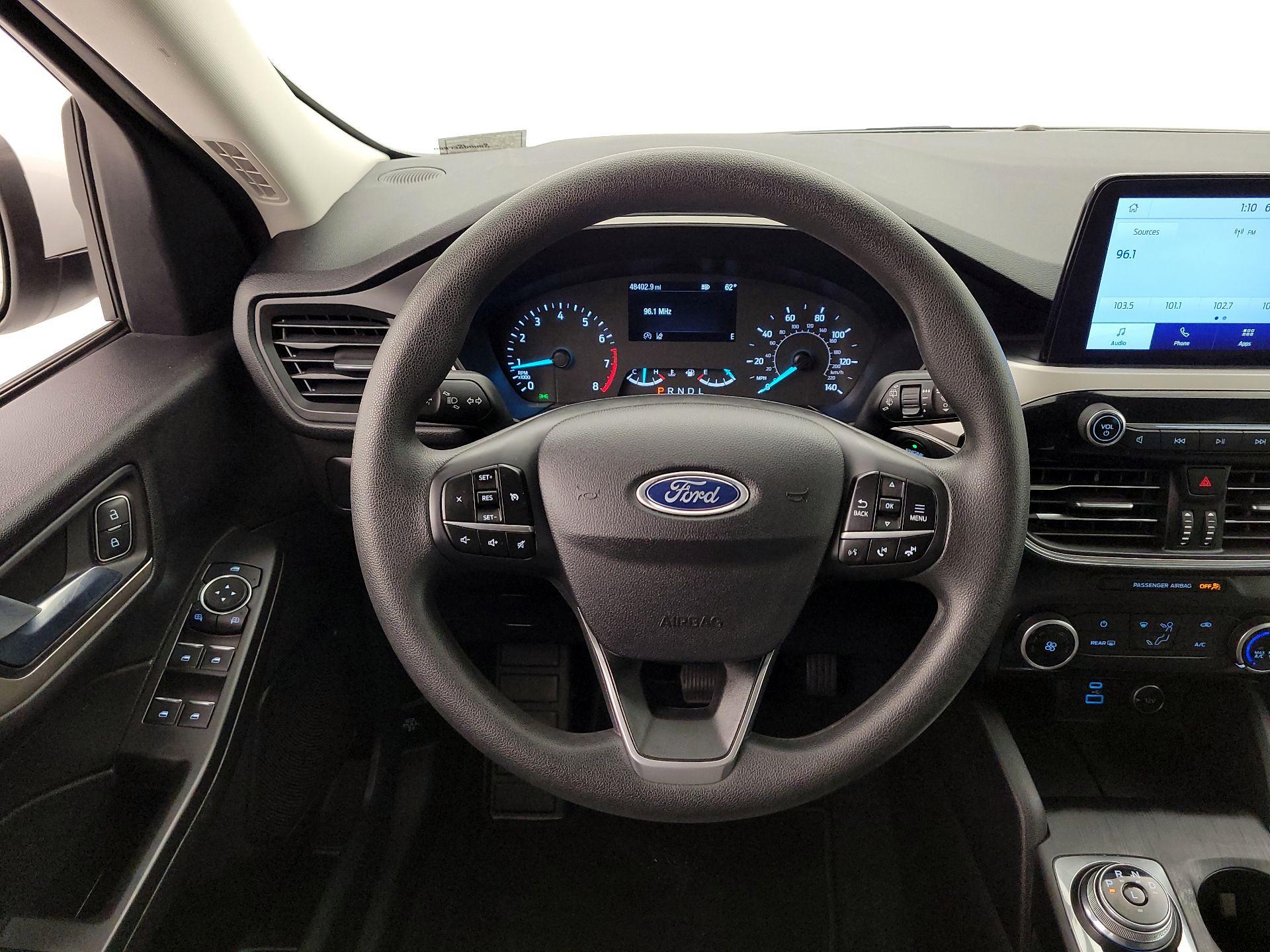 Thumbnail: 2021 Ford Escape - 10