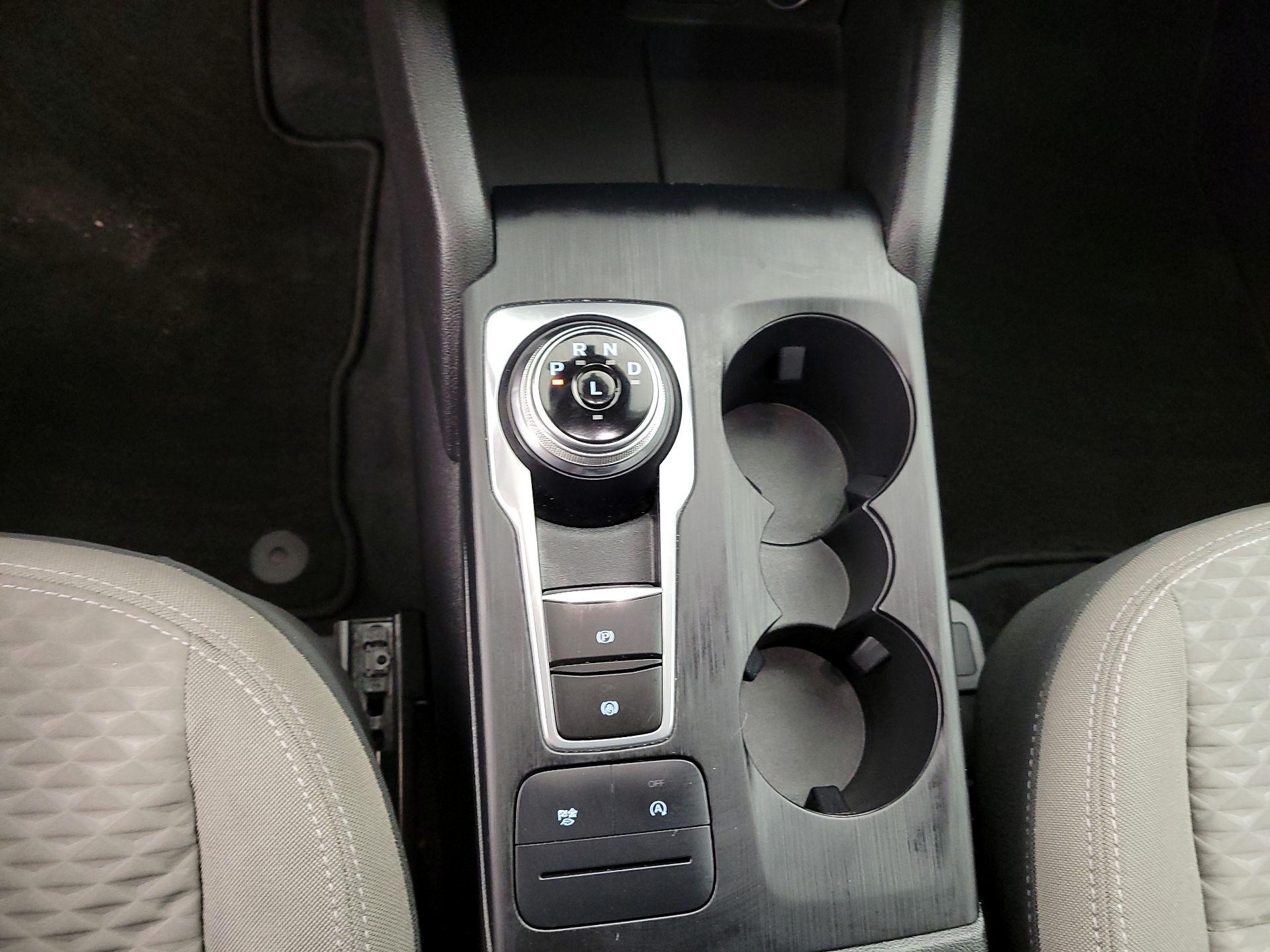 Thumbnail: 2021 Ford Escape - 17