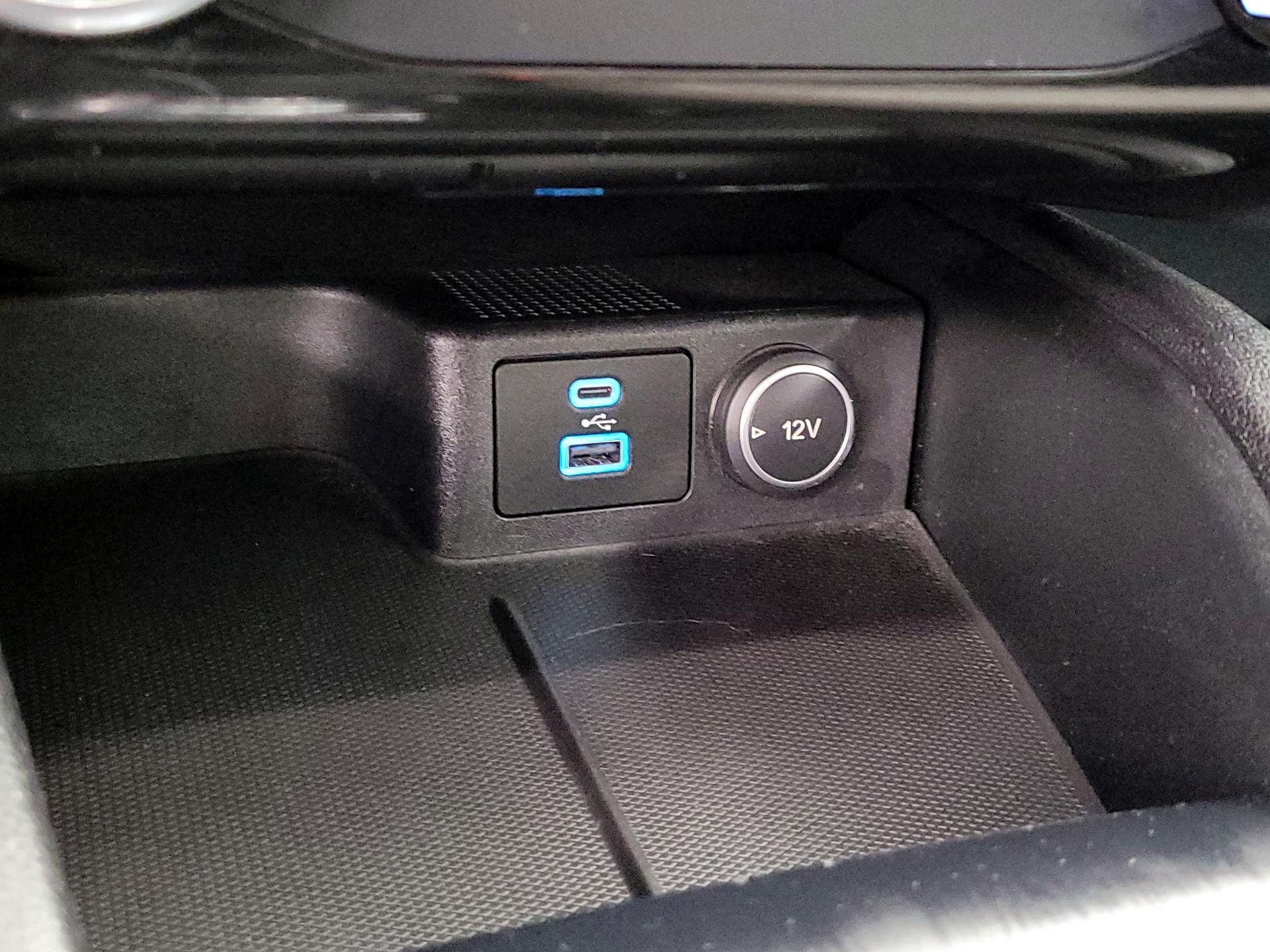 Thumbnail: 2021 Ford Escape - 18