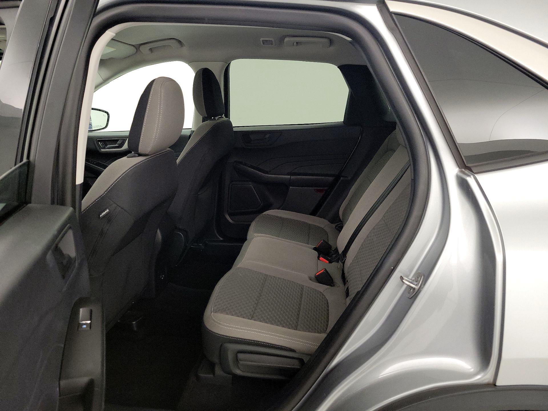 Thumbnail: 2022 Ford Escape - 18