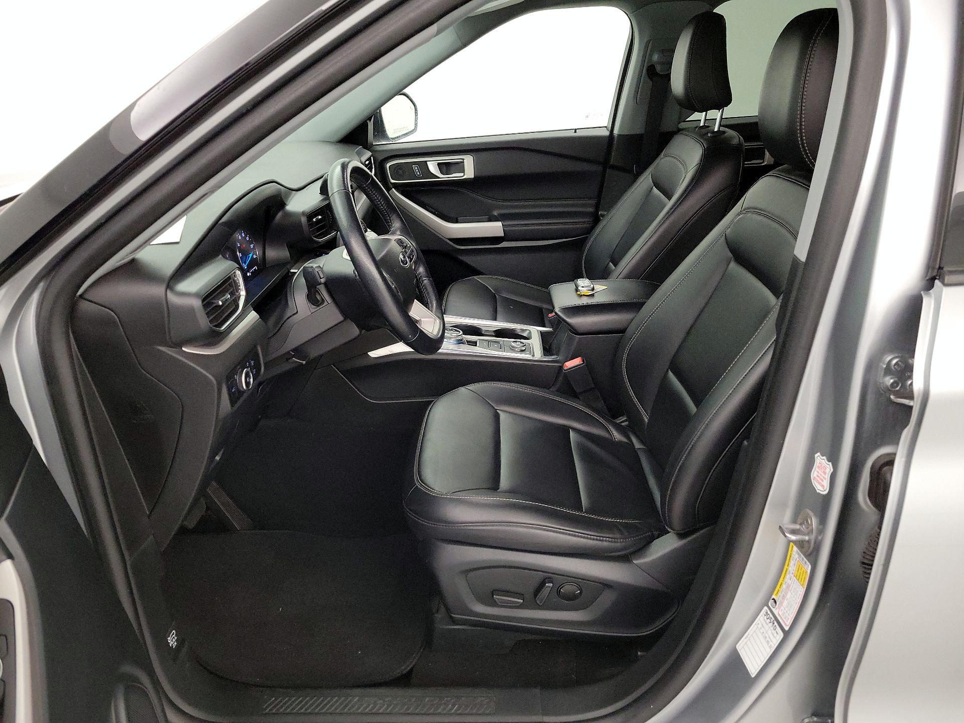 Thumbnail: 2023 Ford Explorer - 11