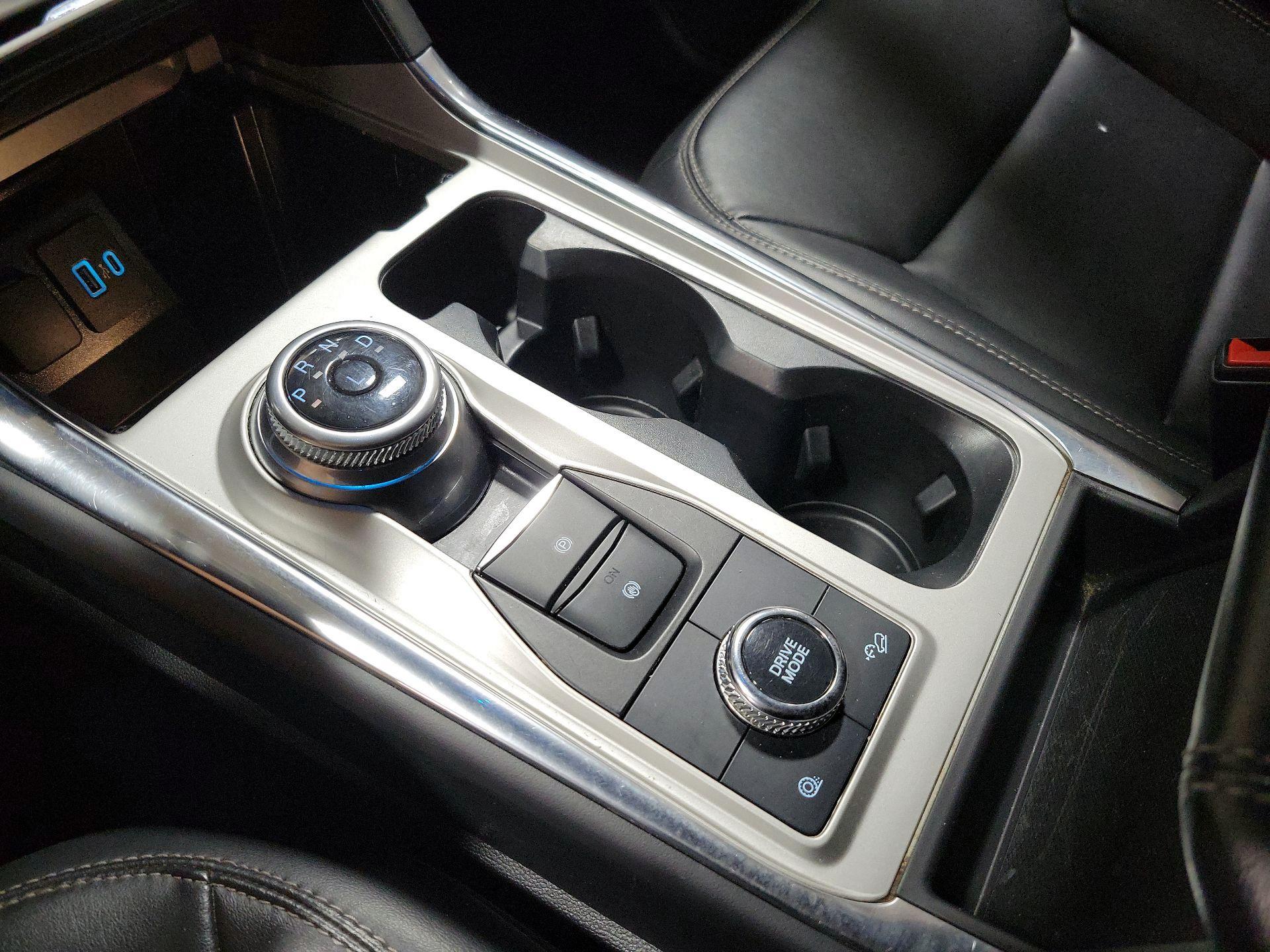 Thumbnail: 2023 Ford Explorer - 17