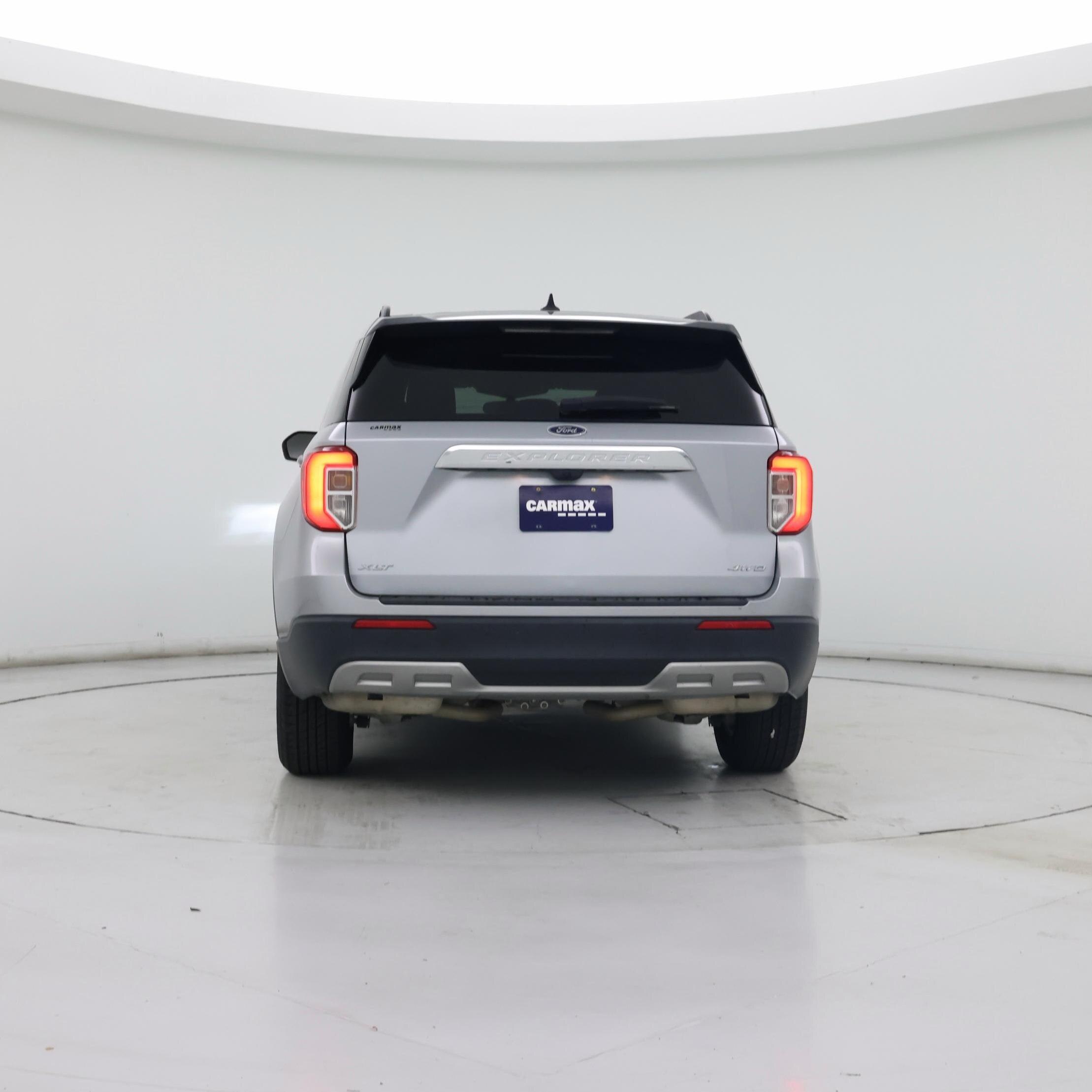 Thumbnail: 2023 Ford Explorer - 6