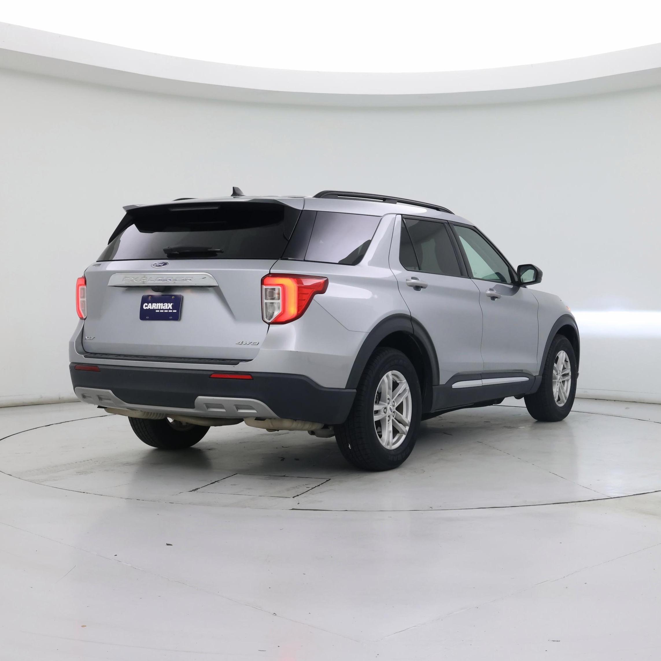 Thumbnail: 2023 Ford Explorer - 8