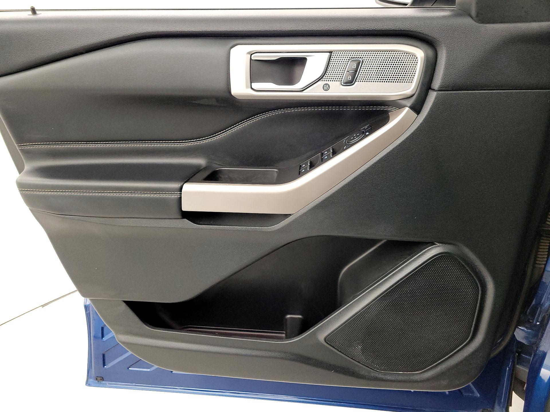 Thumbnail: 2023 Ford Explorer - 12