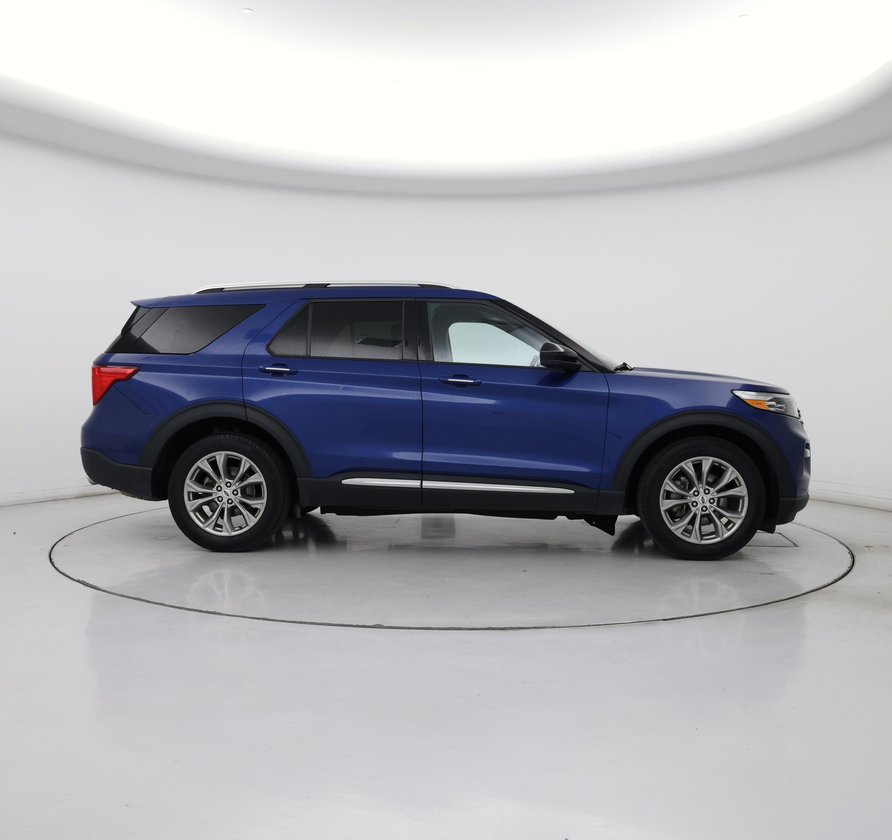 Thumbnail: 2023 Ford Explorer - 7