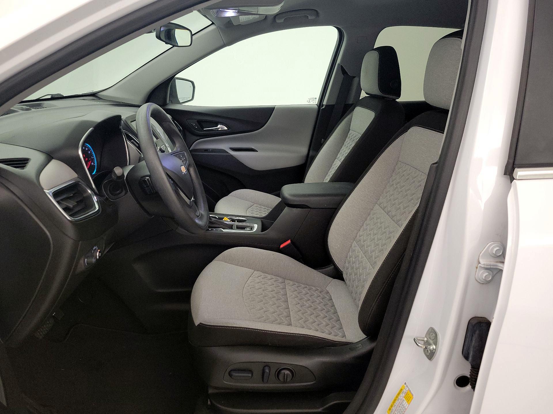 Thumbnail: 2022 Chevrolet Equinox - 11