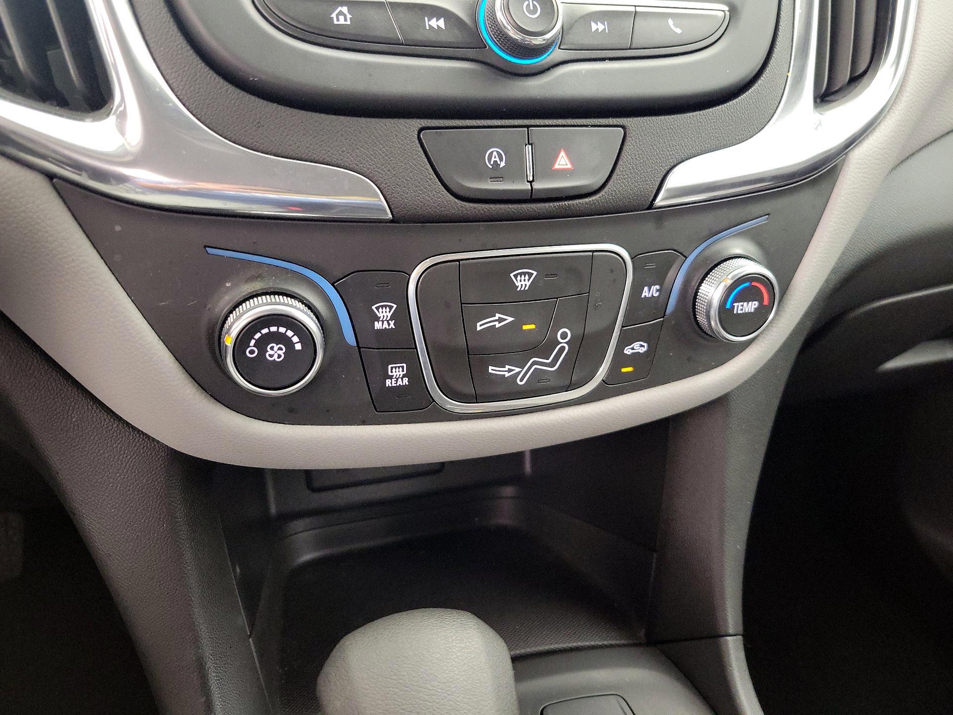 Thumbnail: 2022 Chevrolet Equinox - 16