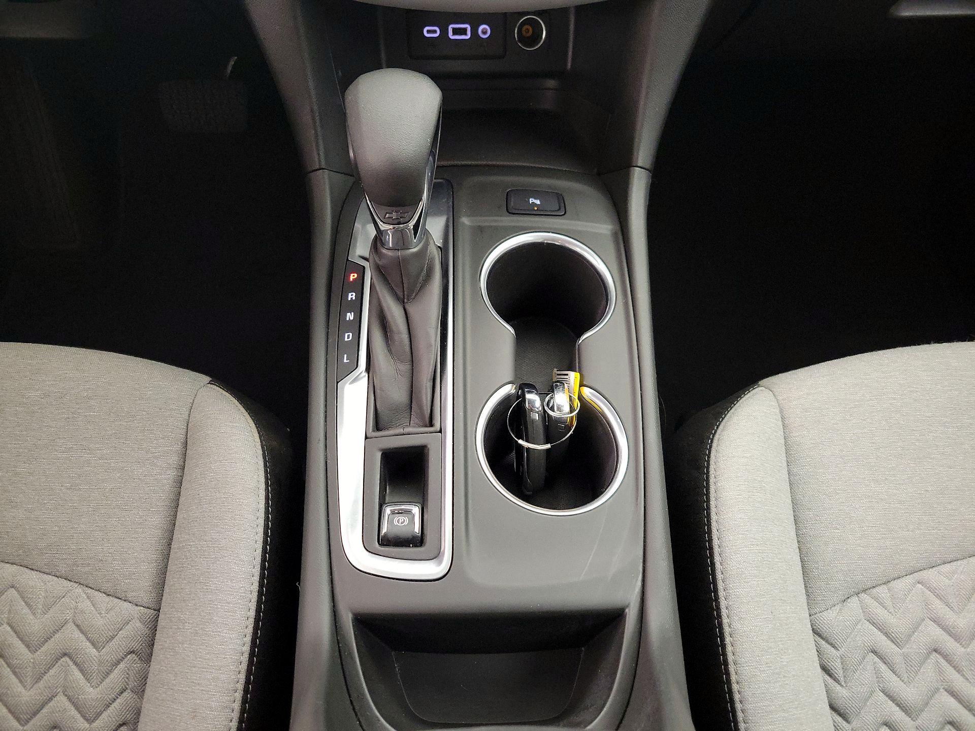 Thumbnail: 2022 Chevrolet Equinox - 17