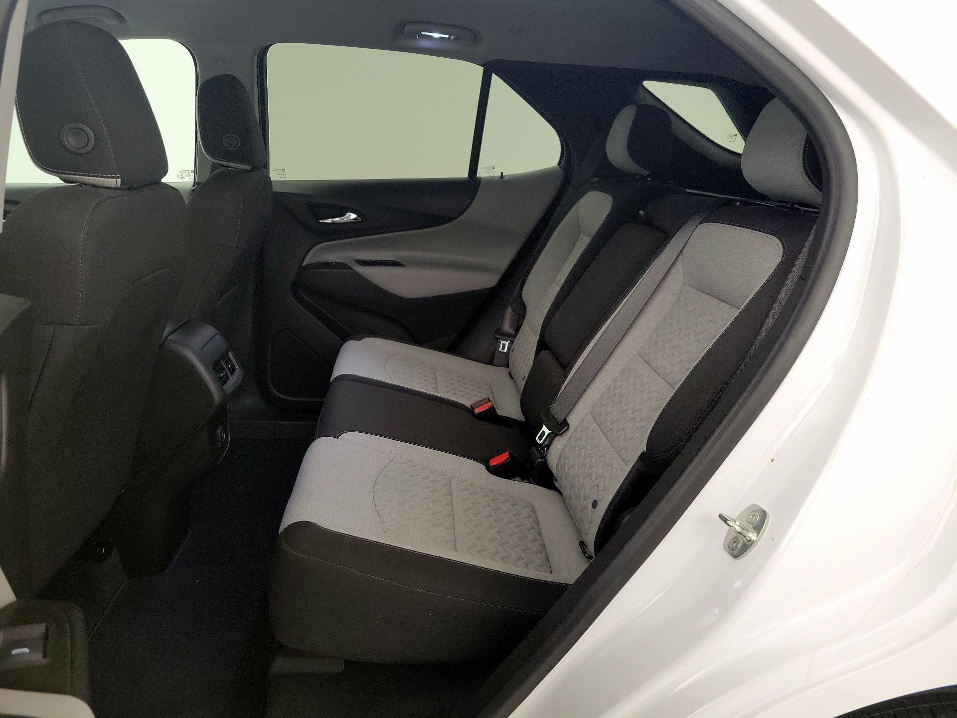 Thumbnail: 2022 Chevrolet Equinox - 18