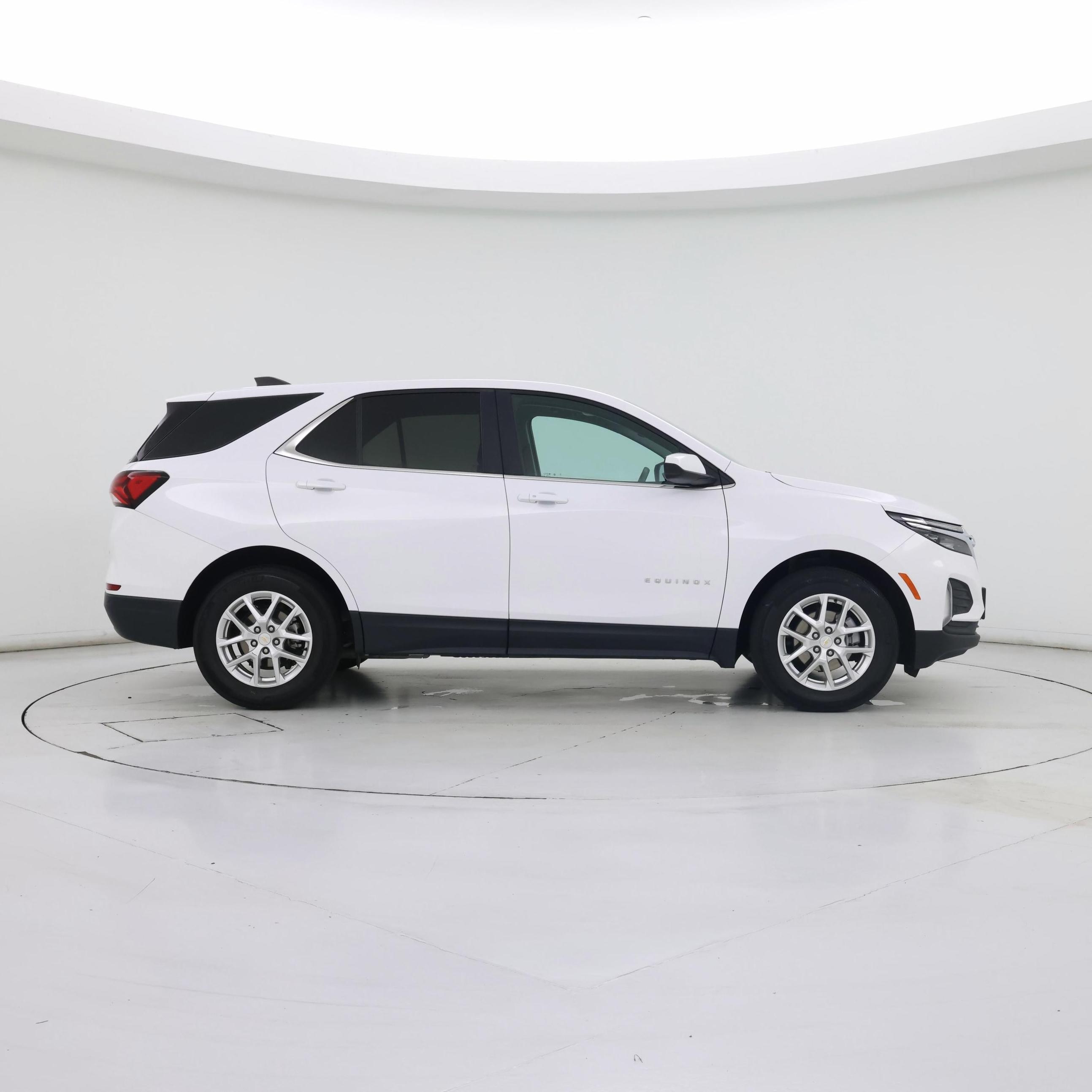 Thumbnail: 2022 Chevrolet Equinox - 7