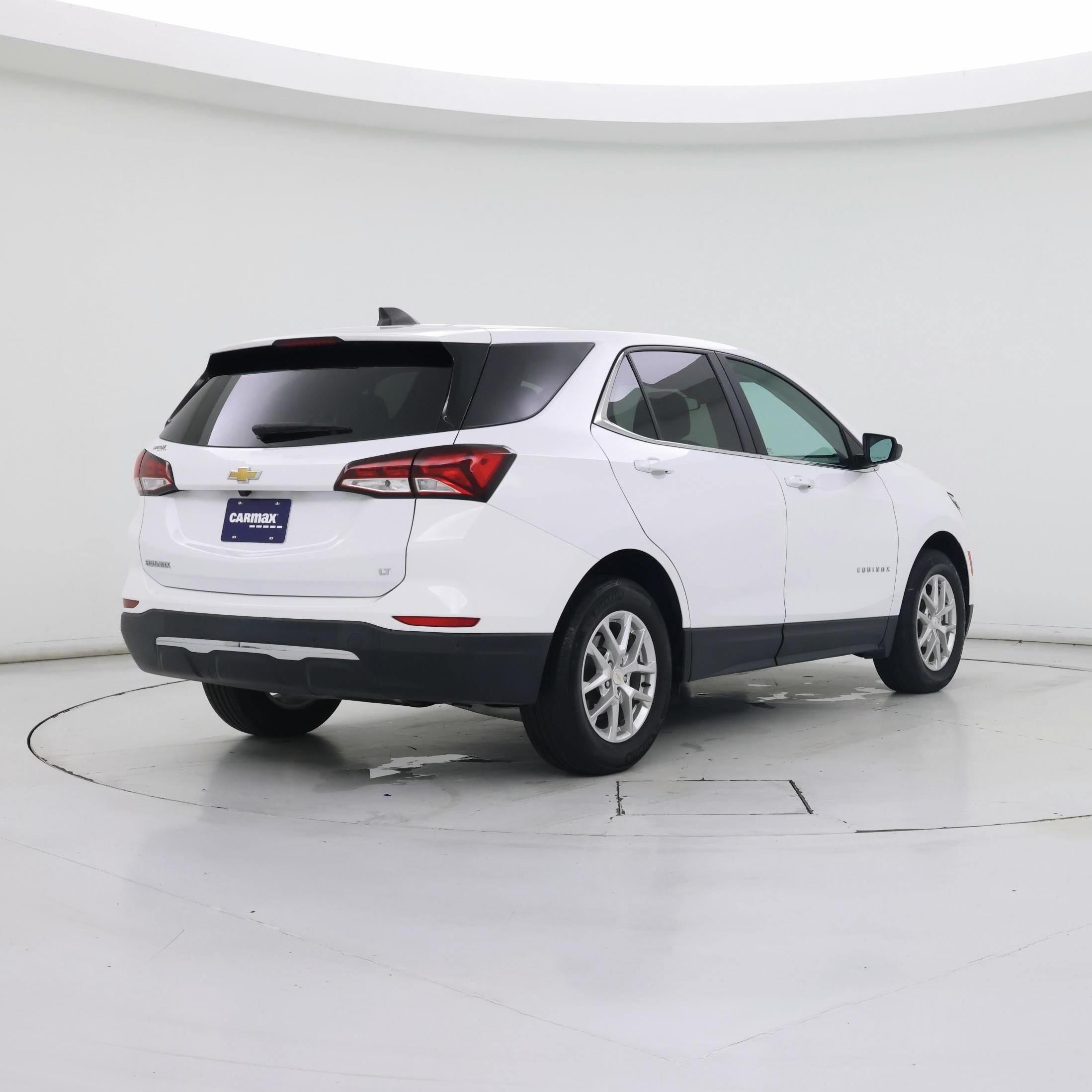 Thumbnail: 2022 Chevrolet Equinox - 8