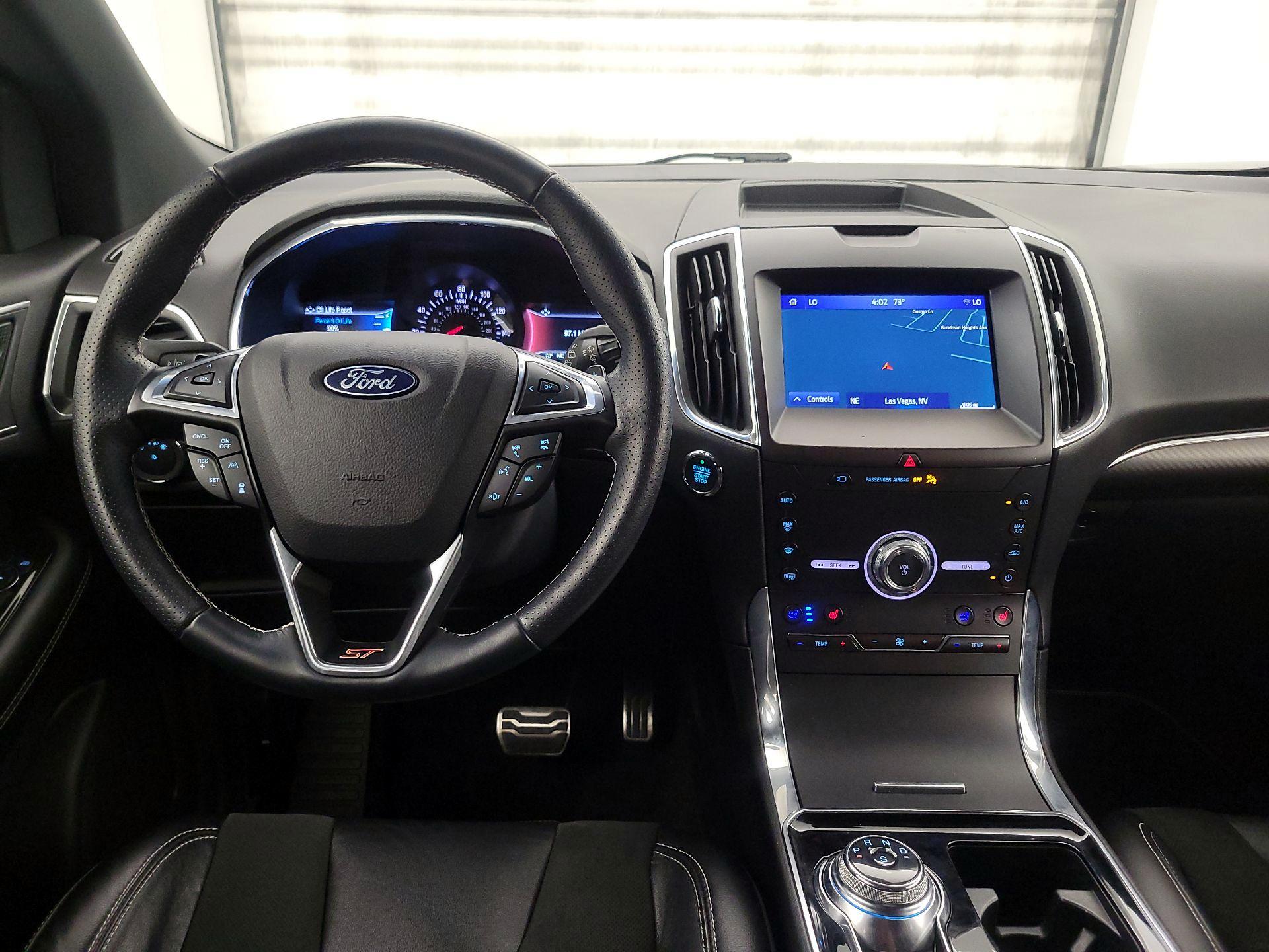 Thumbnail: 2020 Ford Edge - 9