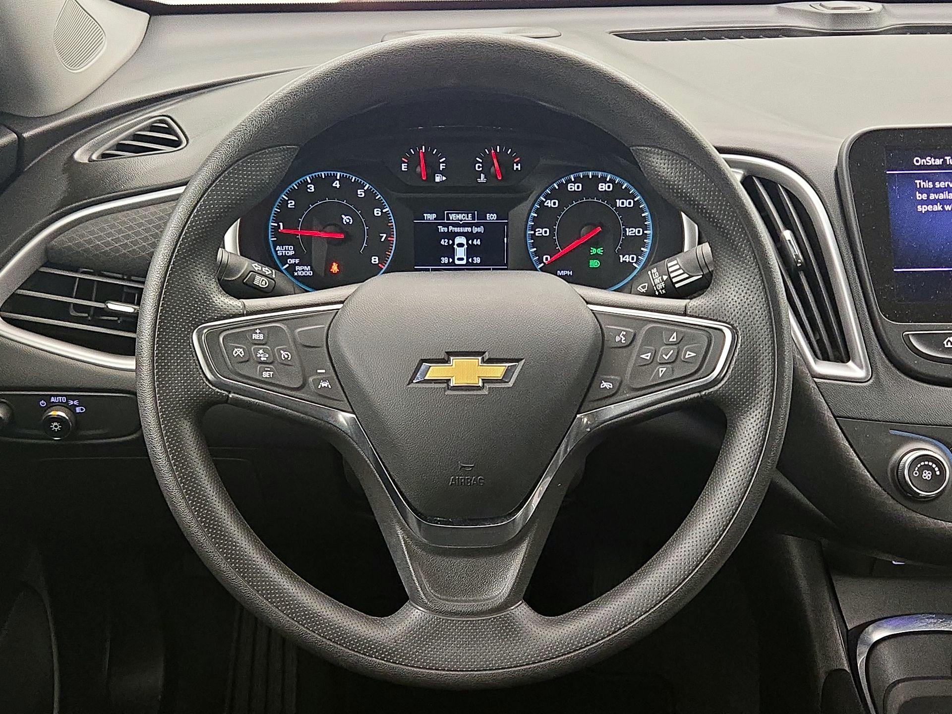 Thumbnail: 2021 Chevrolet Malibu - 10