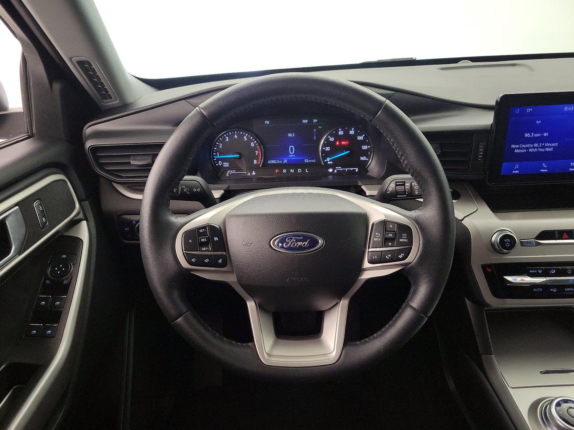 Thumbnail: 2023 Ford Explorer - 10