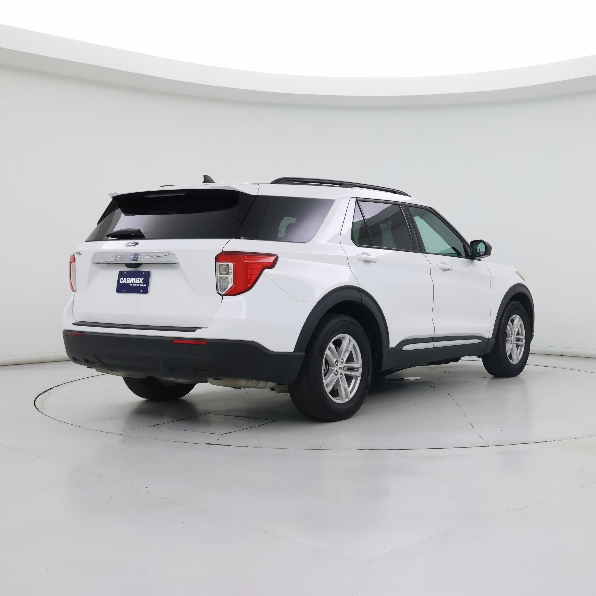 Thumbnail: 2023 Ford Explorer - 8