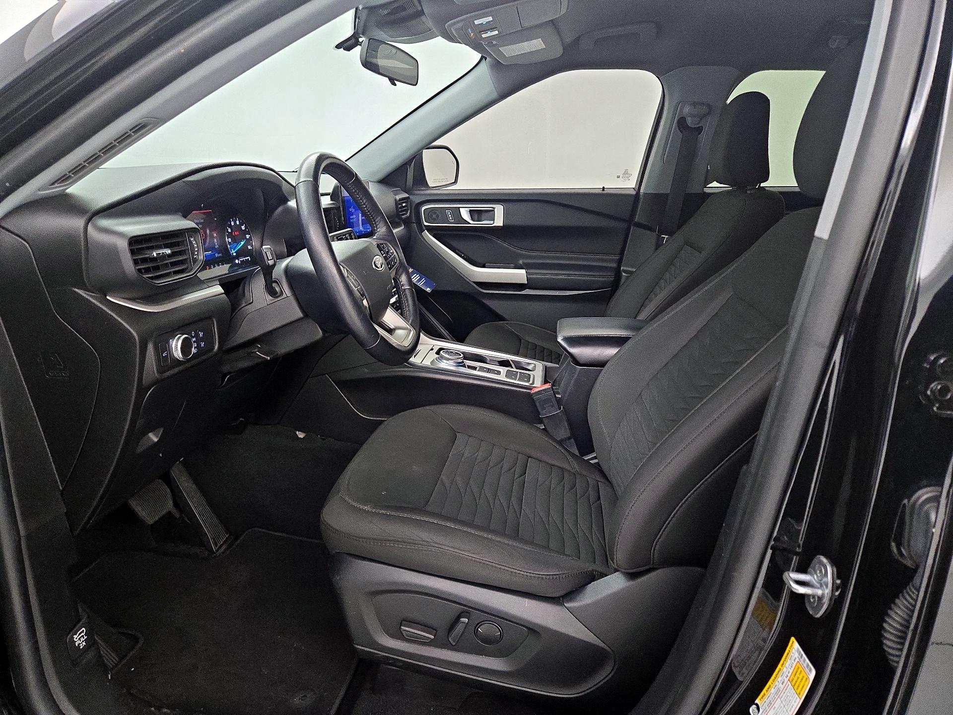 Thumbnail: 2021 Ford Explorer - 11