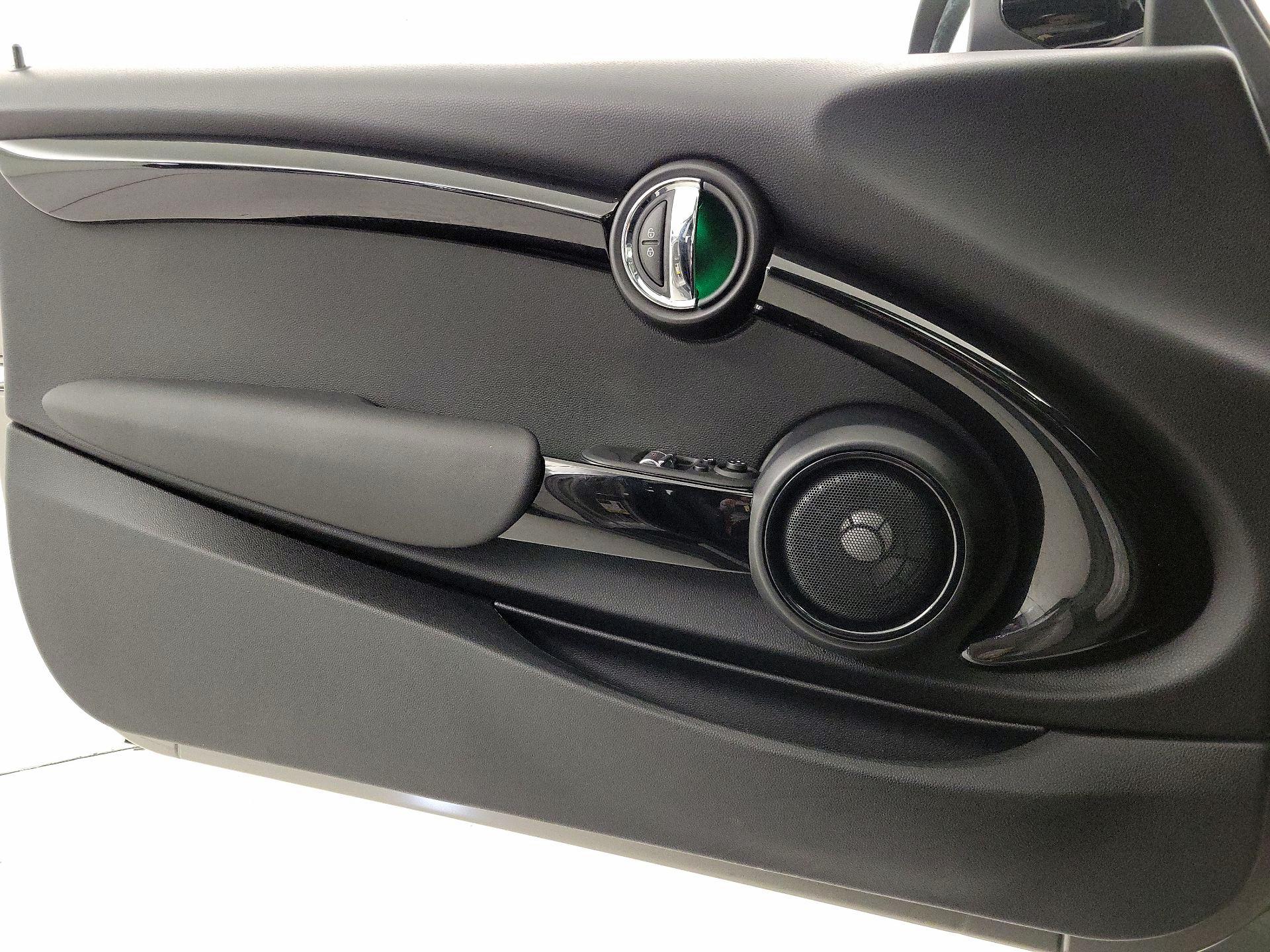 Thumbnail: 2020 MINI Cooper Hardtop - 12