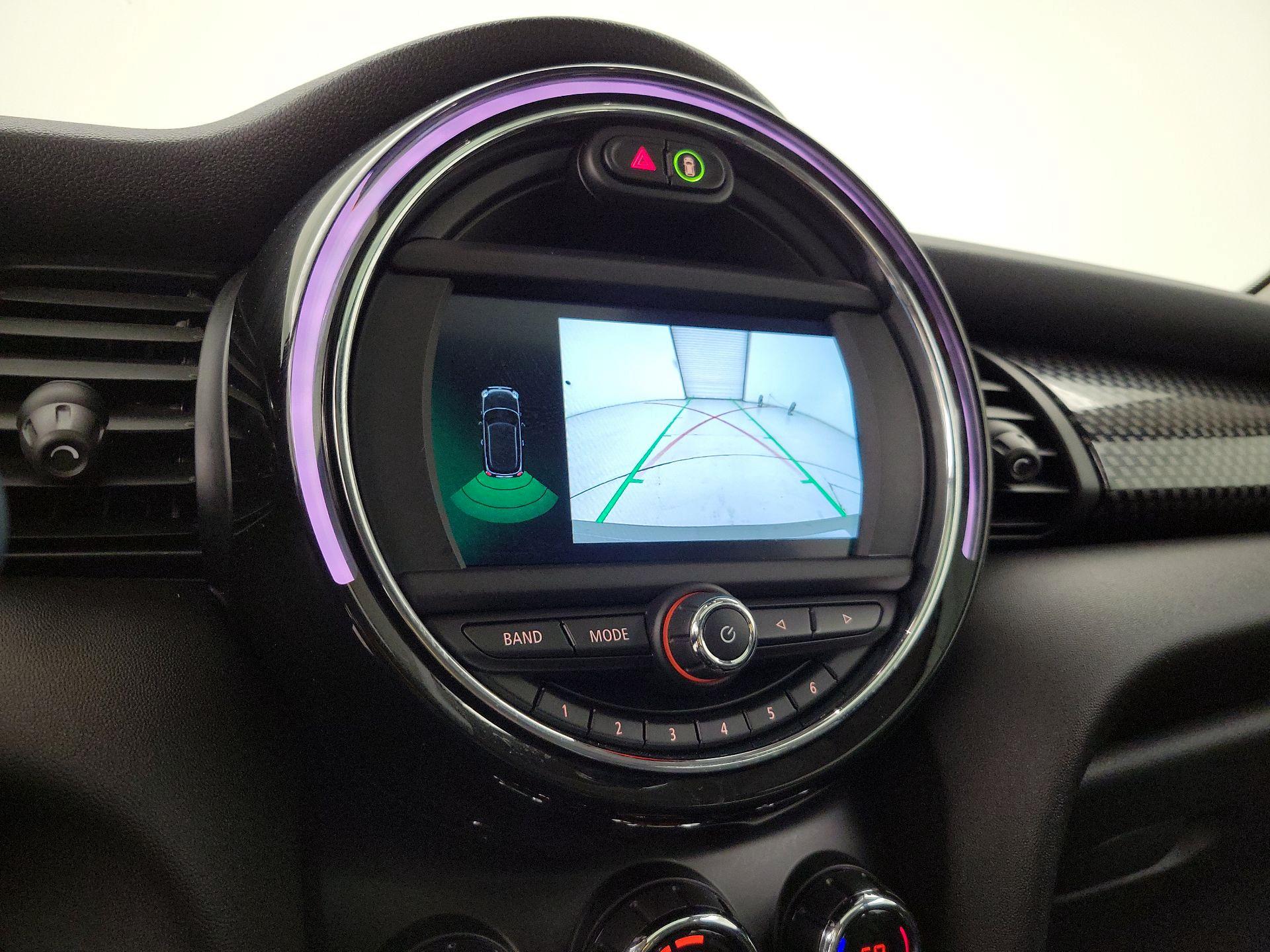 Thumbnail: 2020 MINI Cooper Hardtop - 14