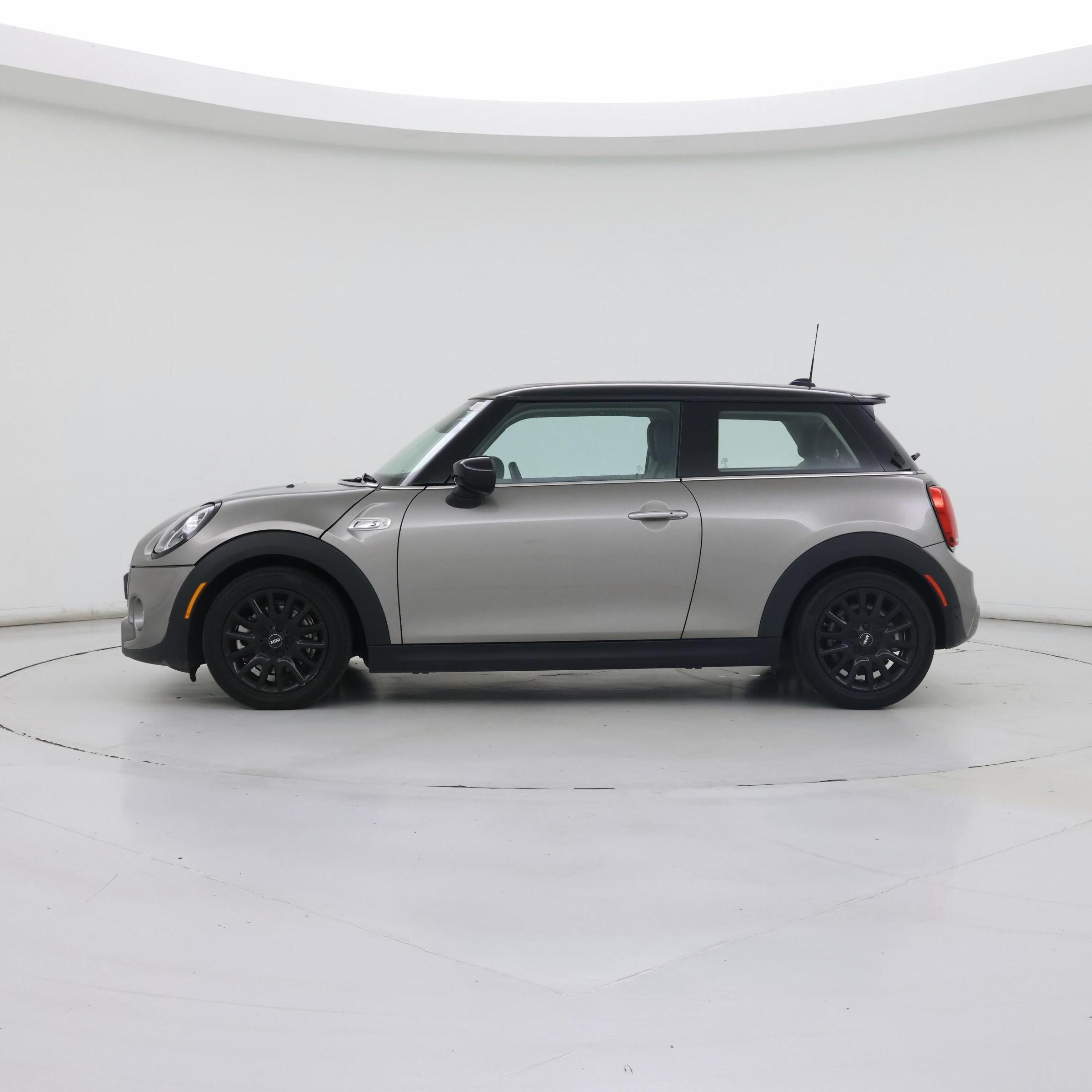 Thumbnail: 2020 MINI Cooper Hardtop - 3