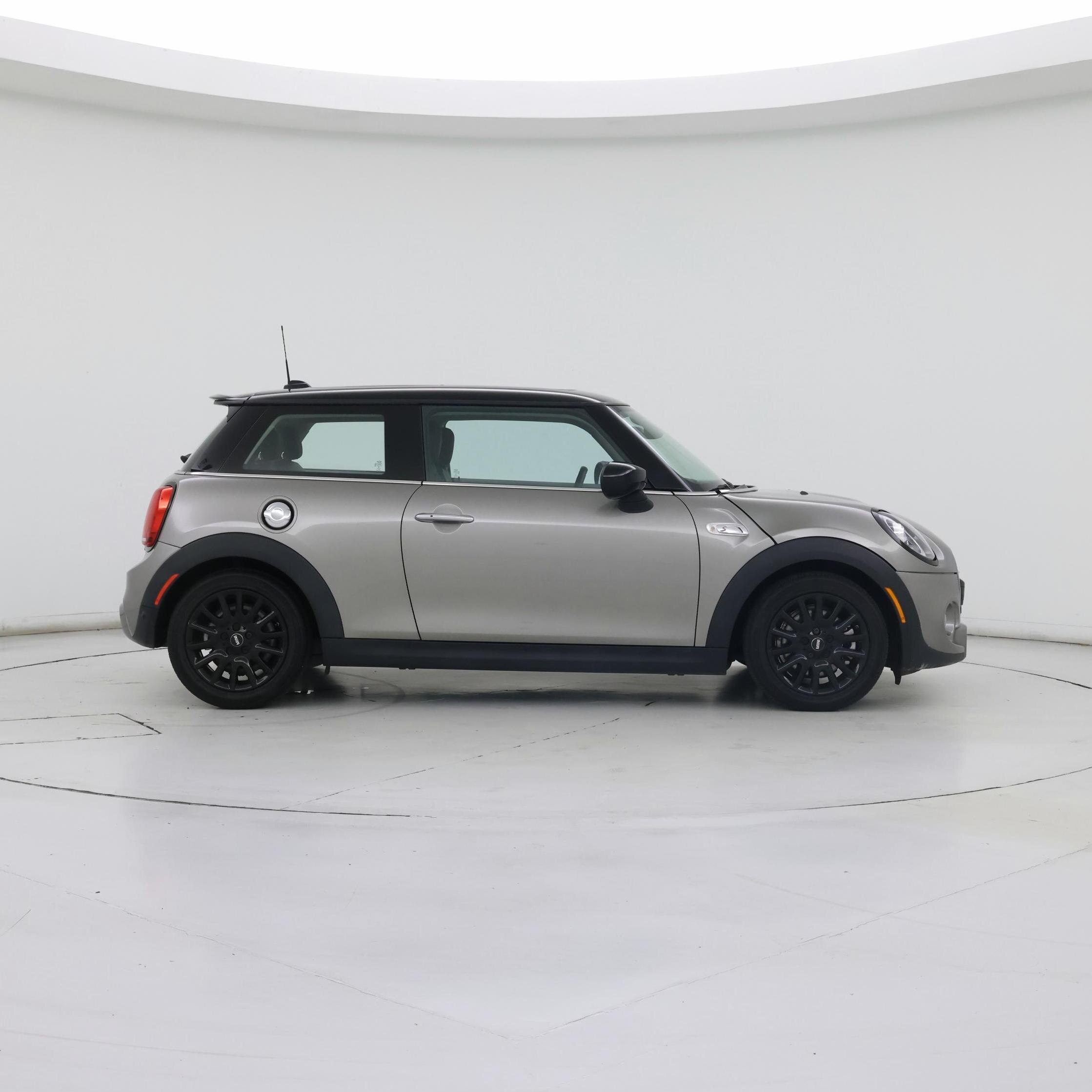 Thumbnail: 2020 MINI Cooper Hardtop - 7