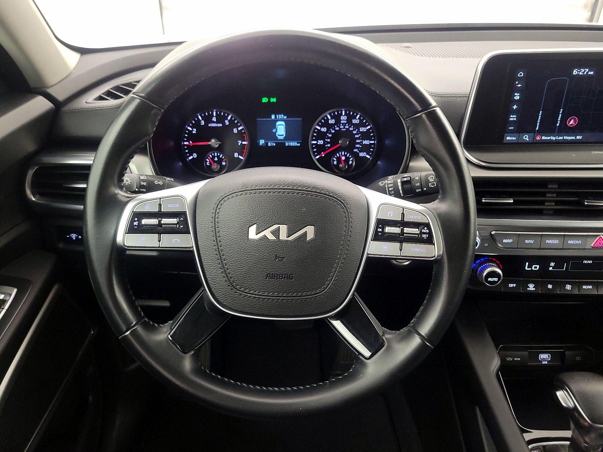 Thumbnail: 2022 Kia Telluride - 10