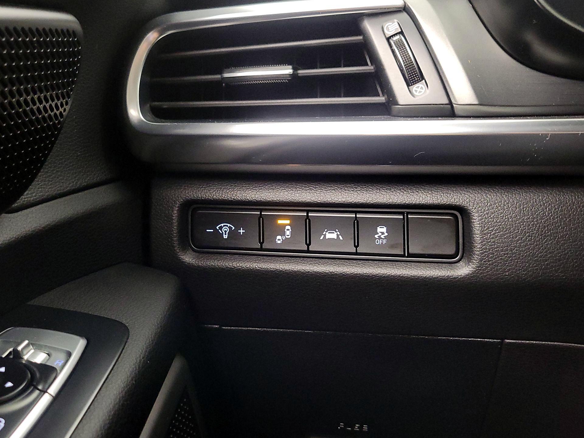 Thumbnail: 2022 Kia Telluride - 13