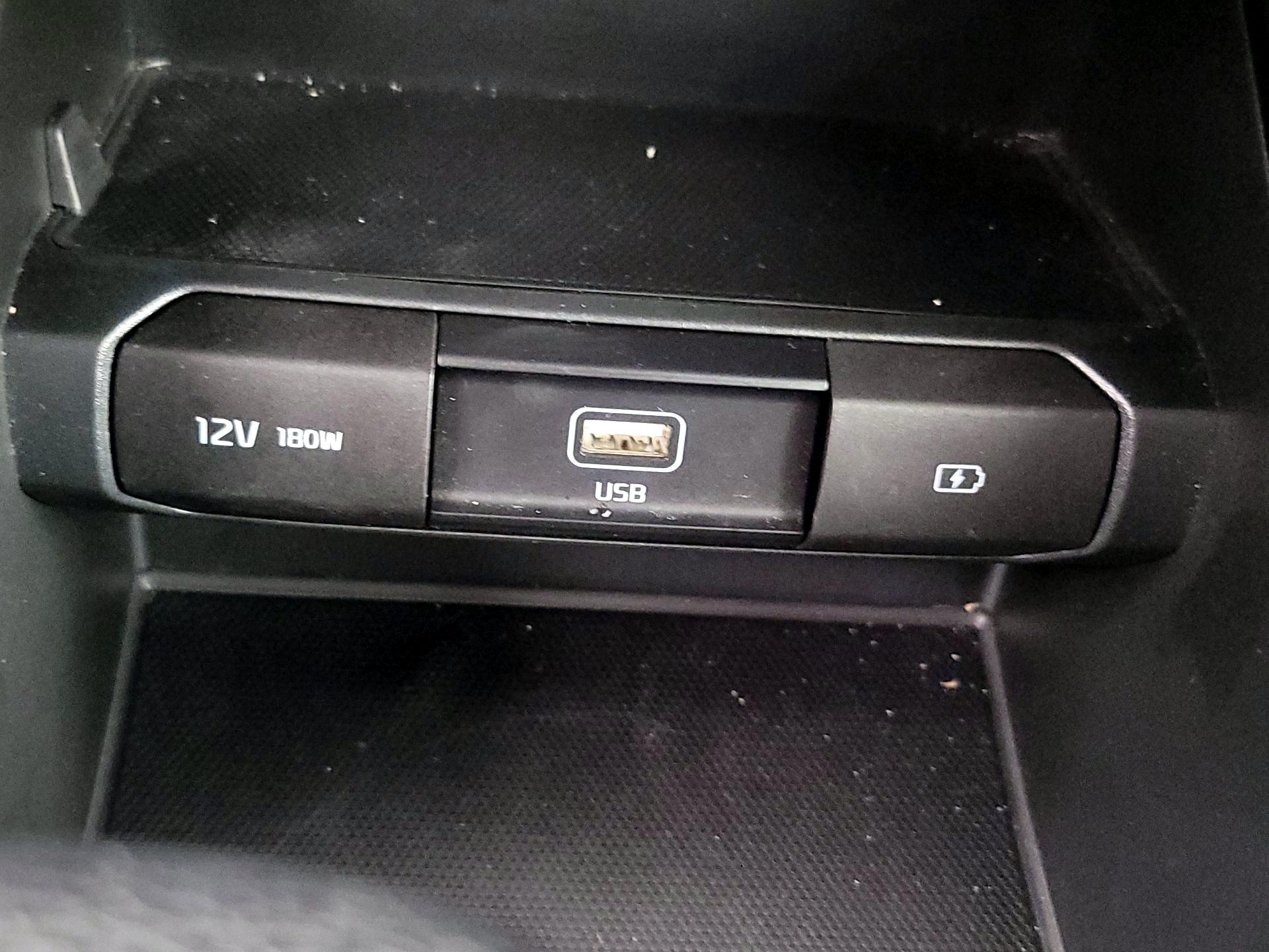 Thumbnail: 2022 Kia Telluride - 19