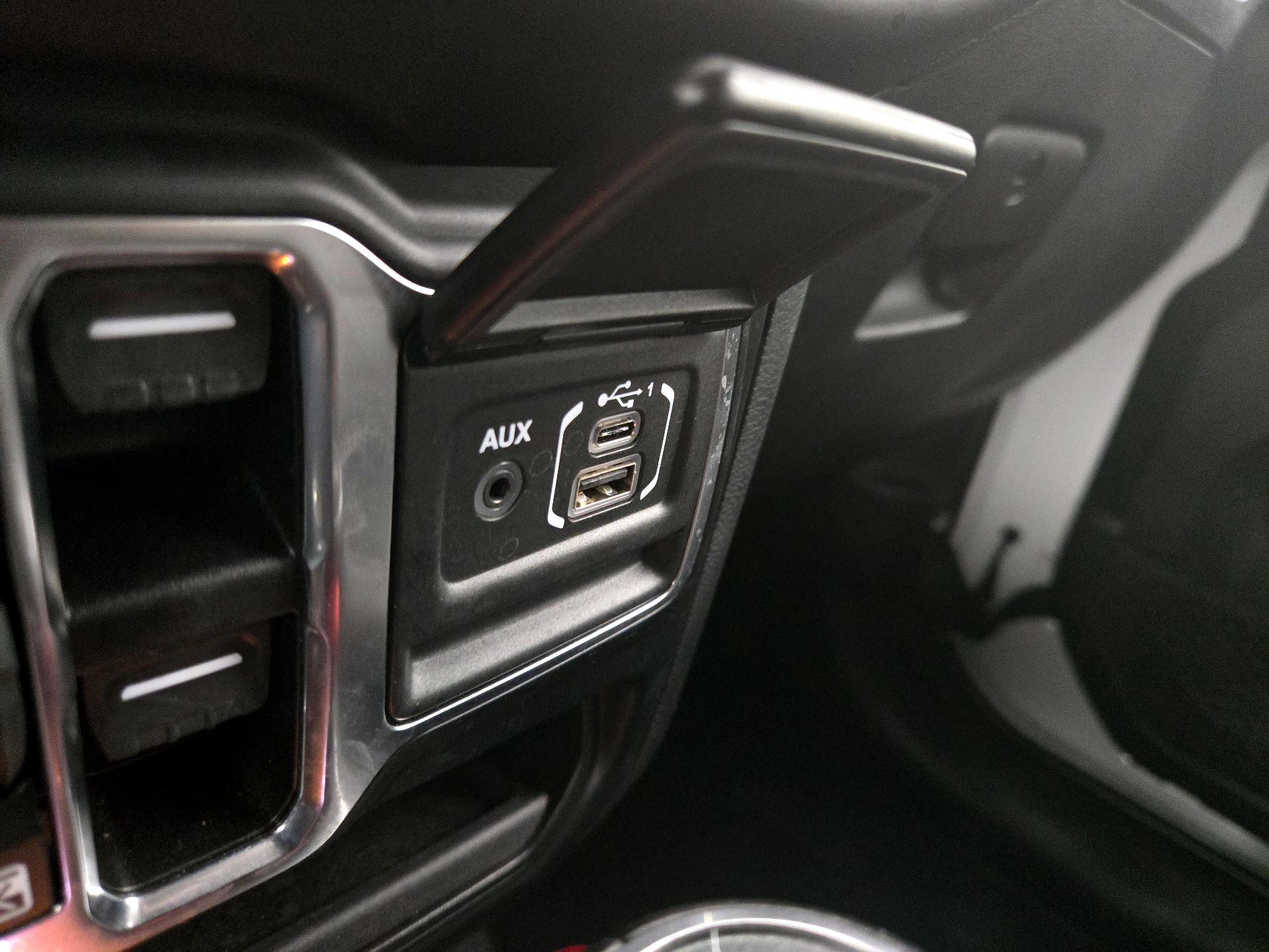 Thumbnail: 2021 Jeep Wrangler - 19