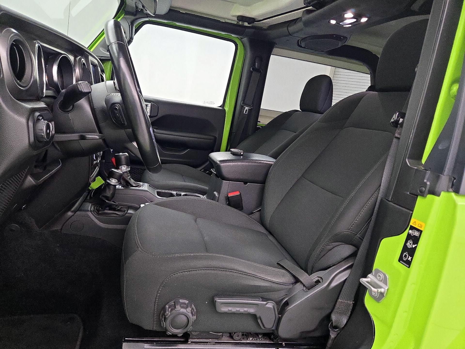 Thumbnail: 2021 Jeep Wrangler - 11