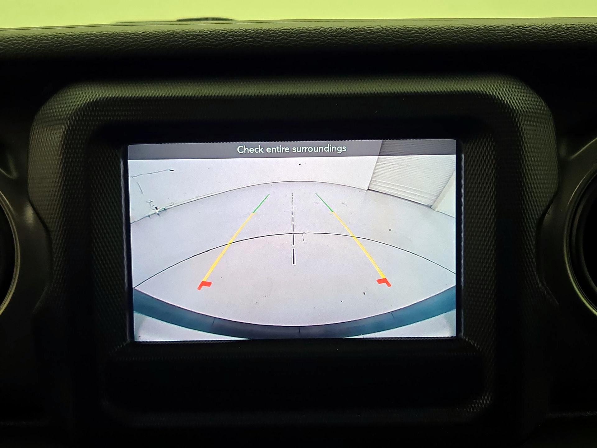 Thumbnail: 2021 Jeep Wrangler - 14